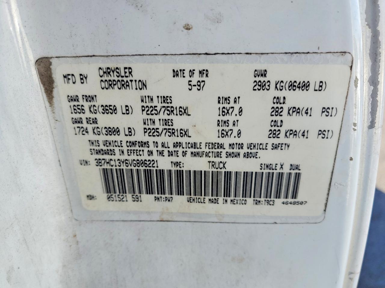 1997 Dodge Ram 1500 White vin: 3B7HC13Y6VG806221