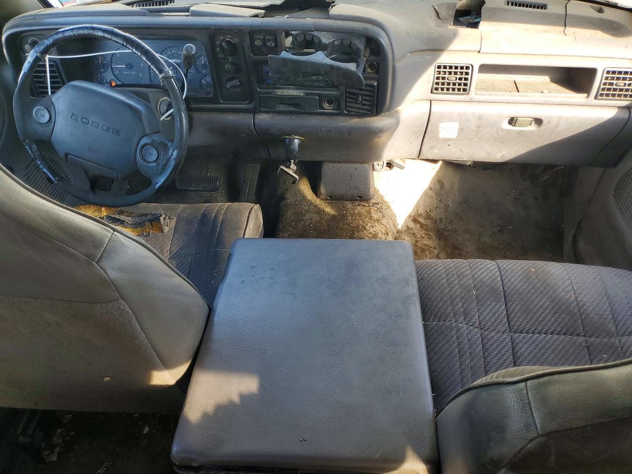 1997 Dodge Ram 1500 White vin: 3B7HC13Y6VG806221