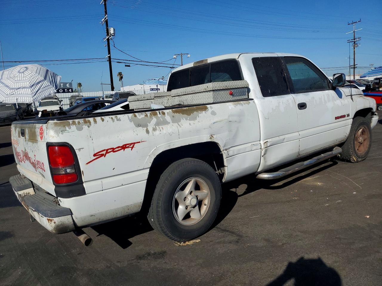 1997 Dodge Ram 1500 White vin: 3B7HC13Y6VG806221