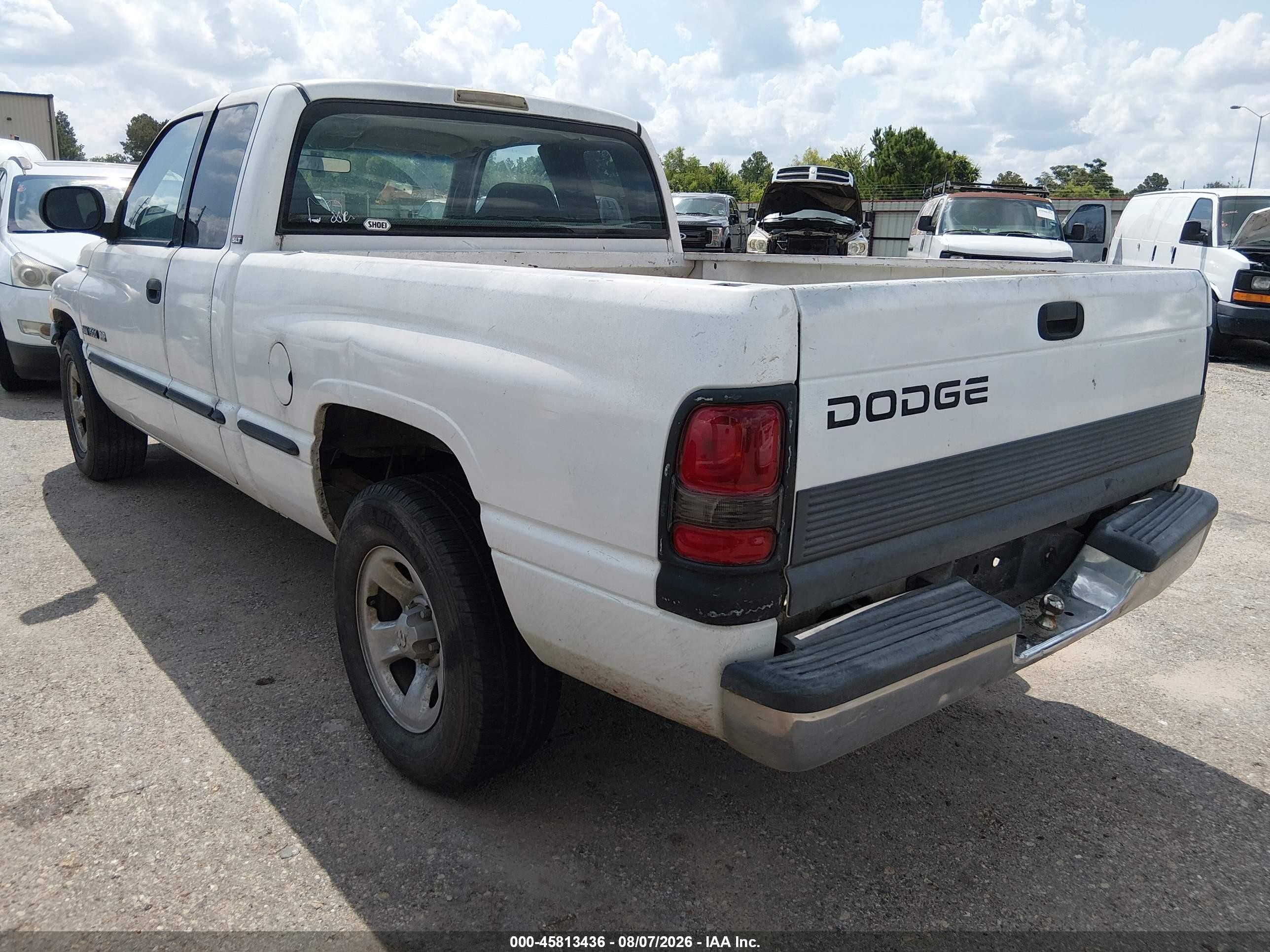 1999 Dodge Ram 1500 St White vin: 3B7HC13Y7XG103469