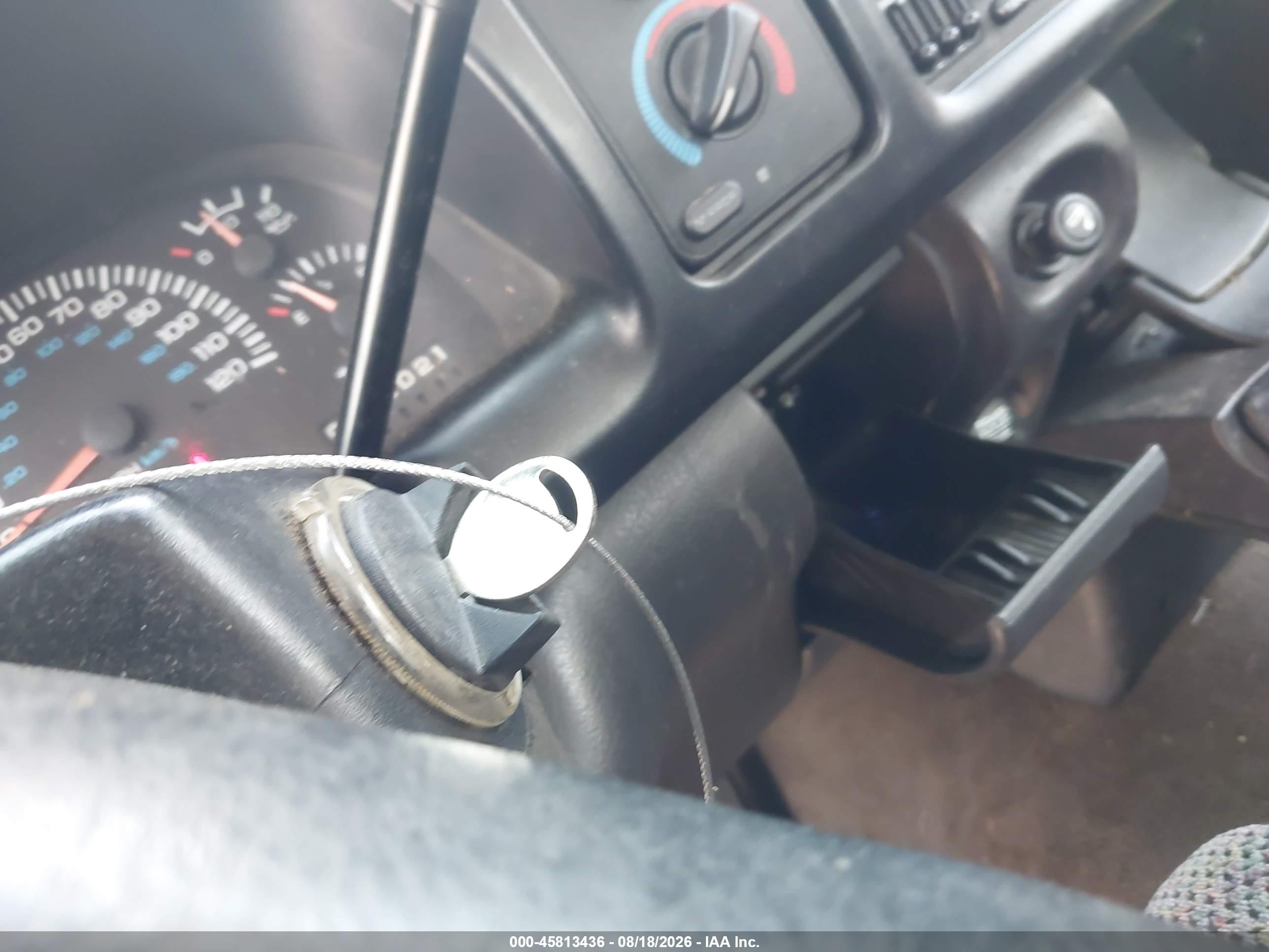 1999 Dodge Ram 1500 St White vin: 3B7HC13Y7XG103469