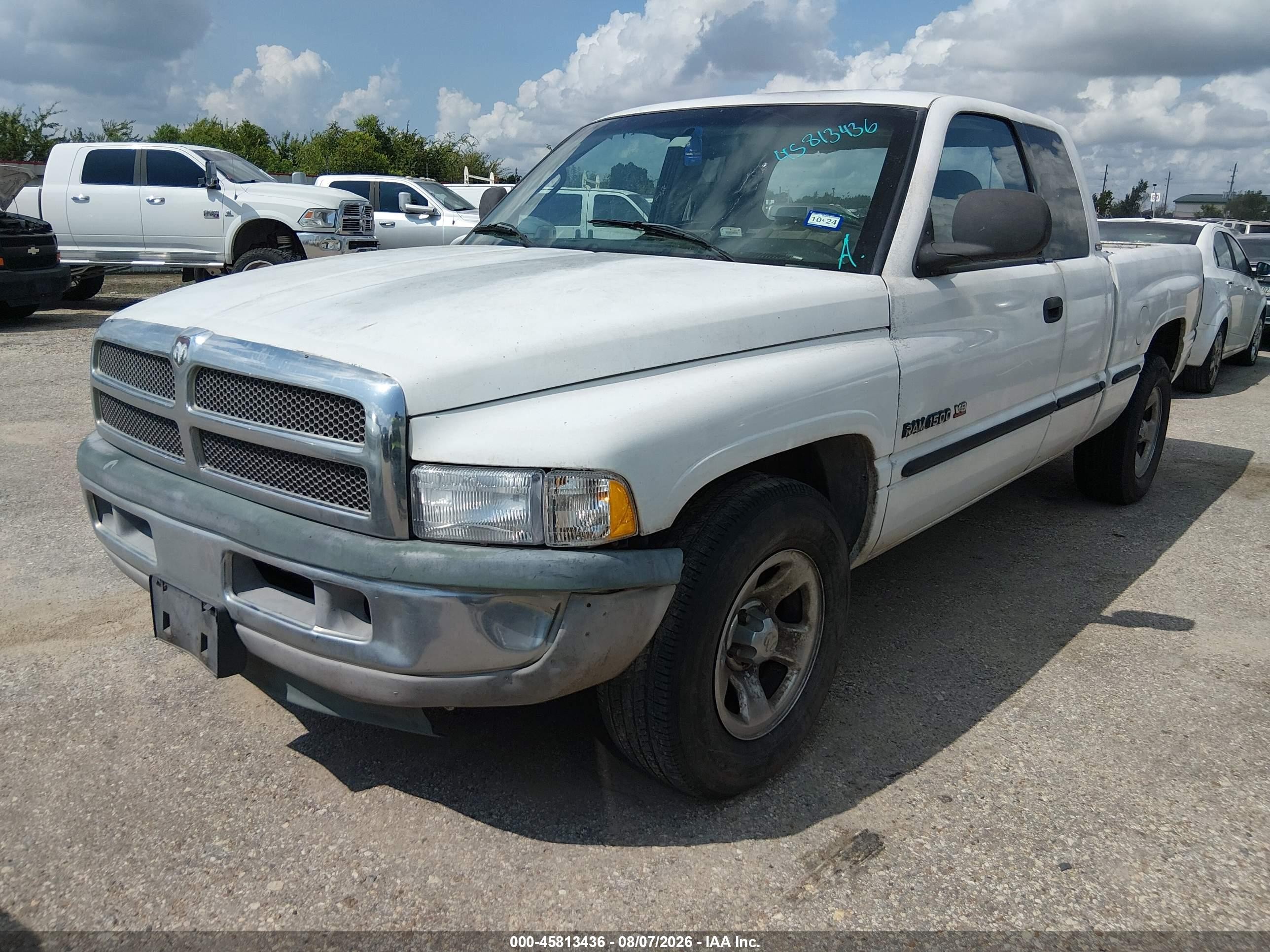 1999 Dodge Ram 1500 St White vin: 3B7HC13Y7XG103469