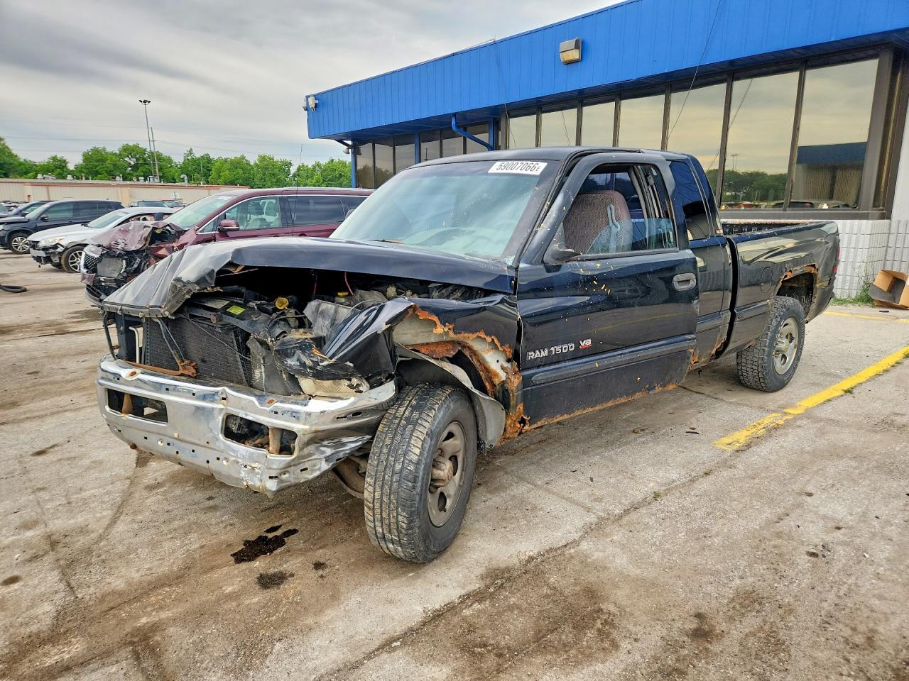 3B7HC13Y9XG184443