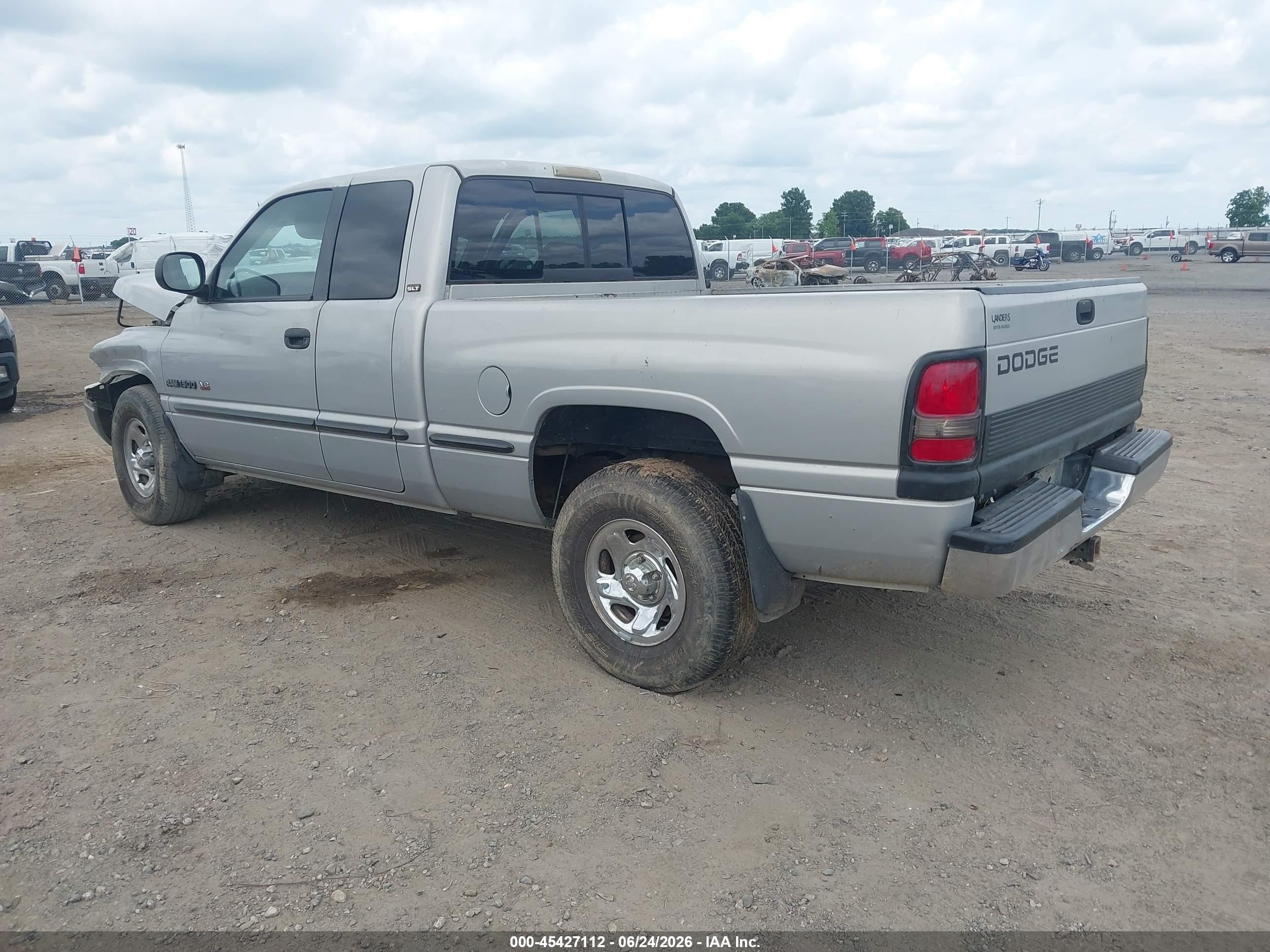 1998 Dodge Ram 1500 St Silver vin: 3B7HC13YXWG153734