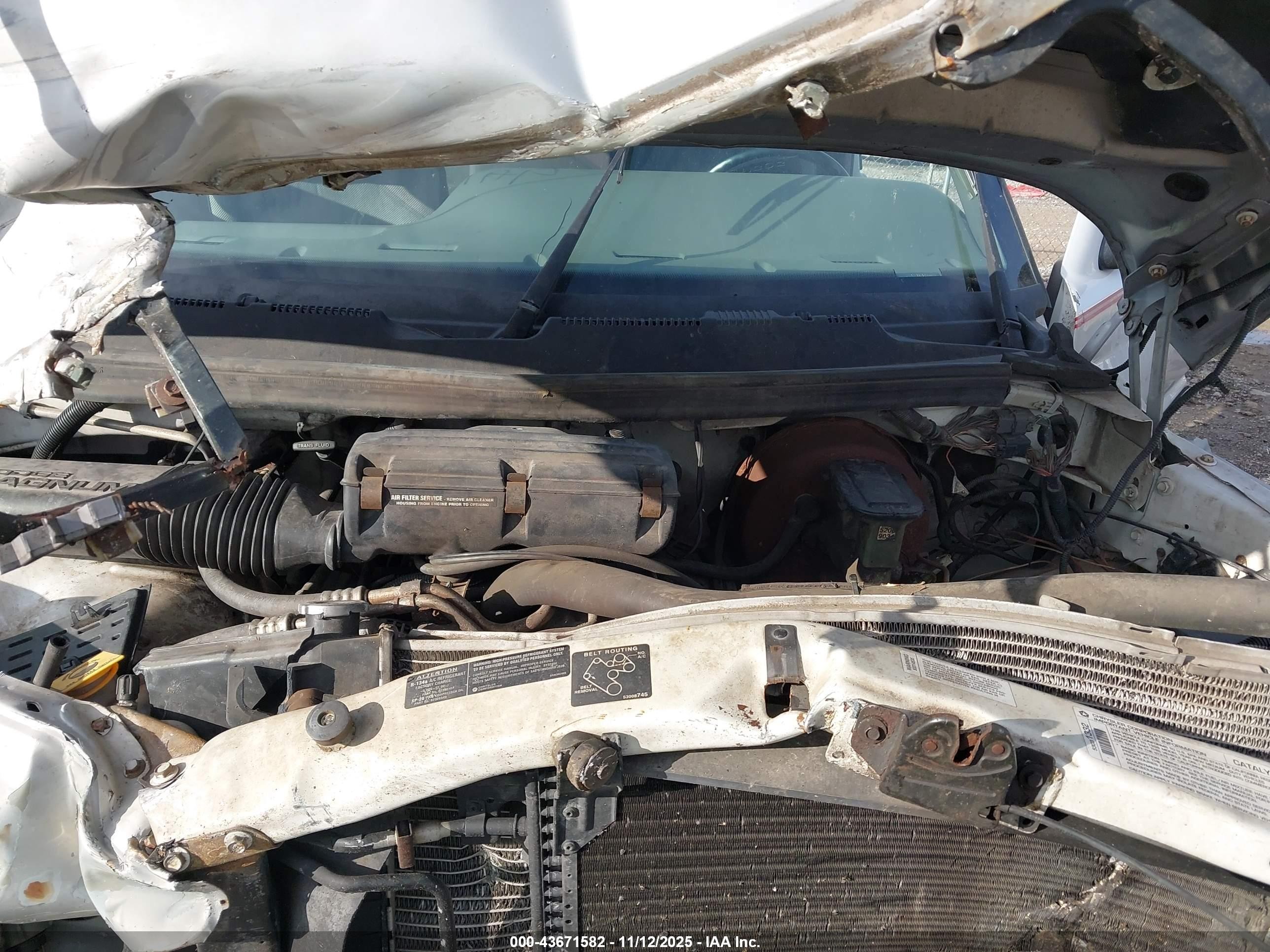 1996 Dodge Ram 1500 White vin: 3B7HC13Z1TG145560