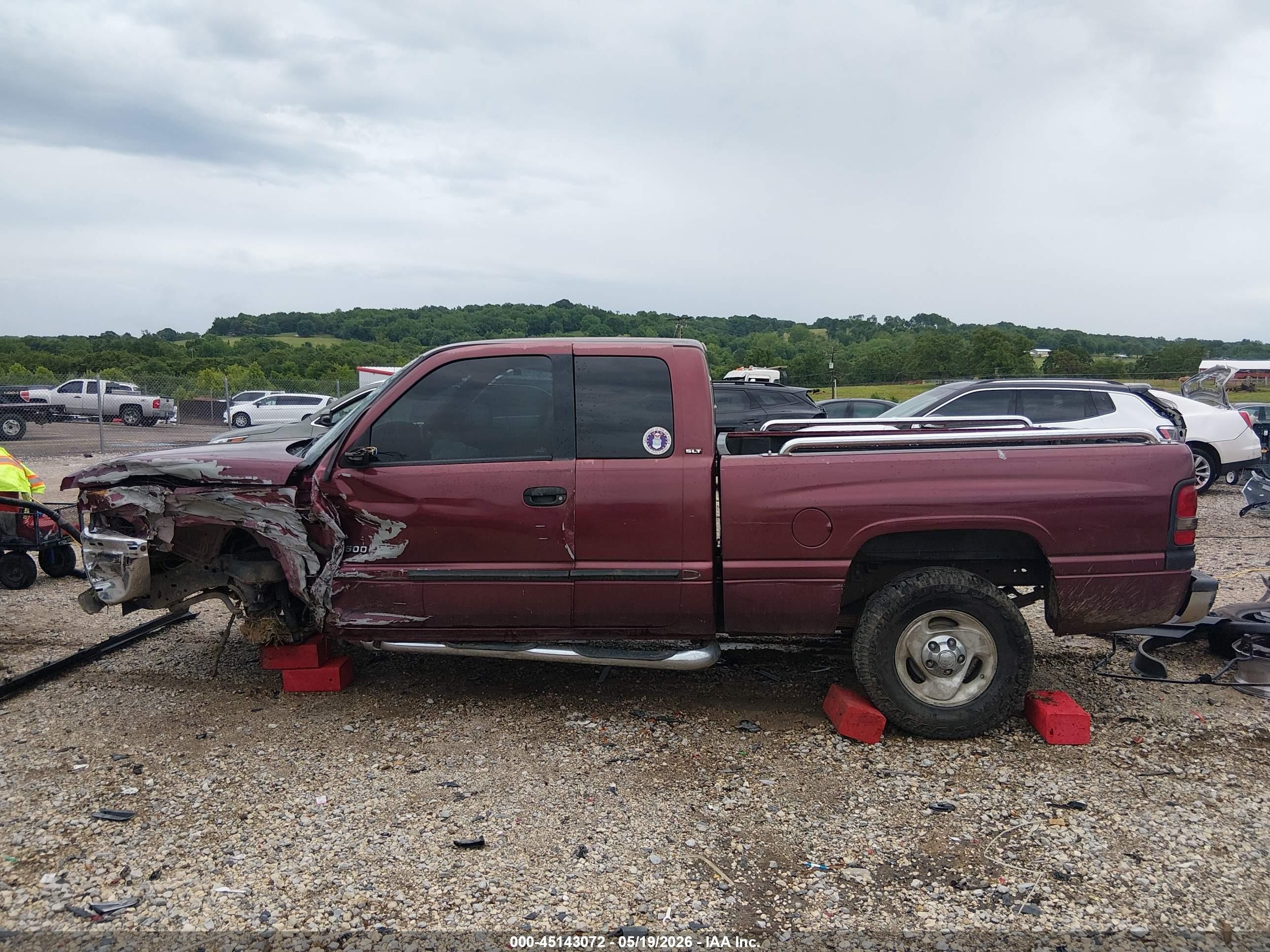 2001 Dodge Ram 1500 St Burgundy vin: 3B7HC13Z21G246619