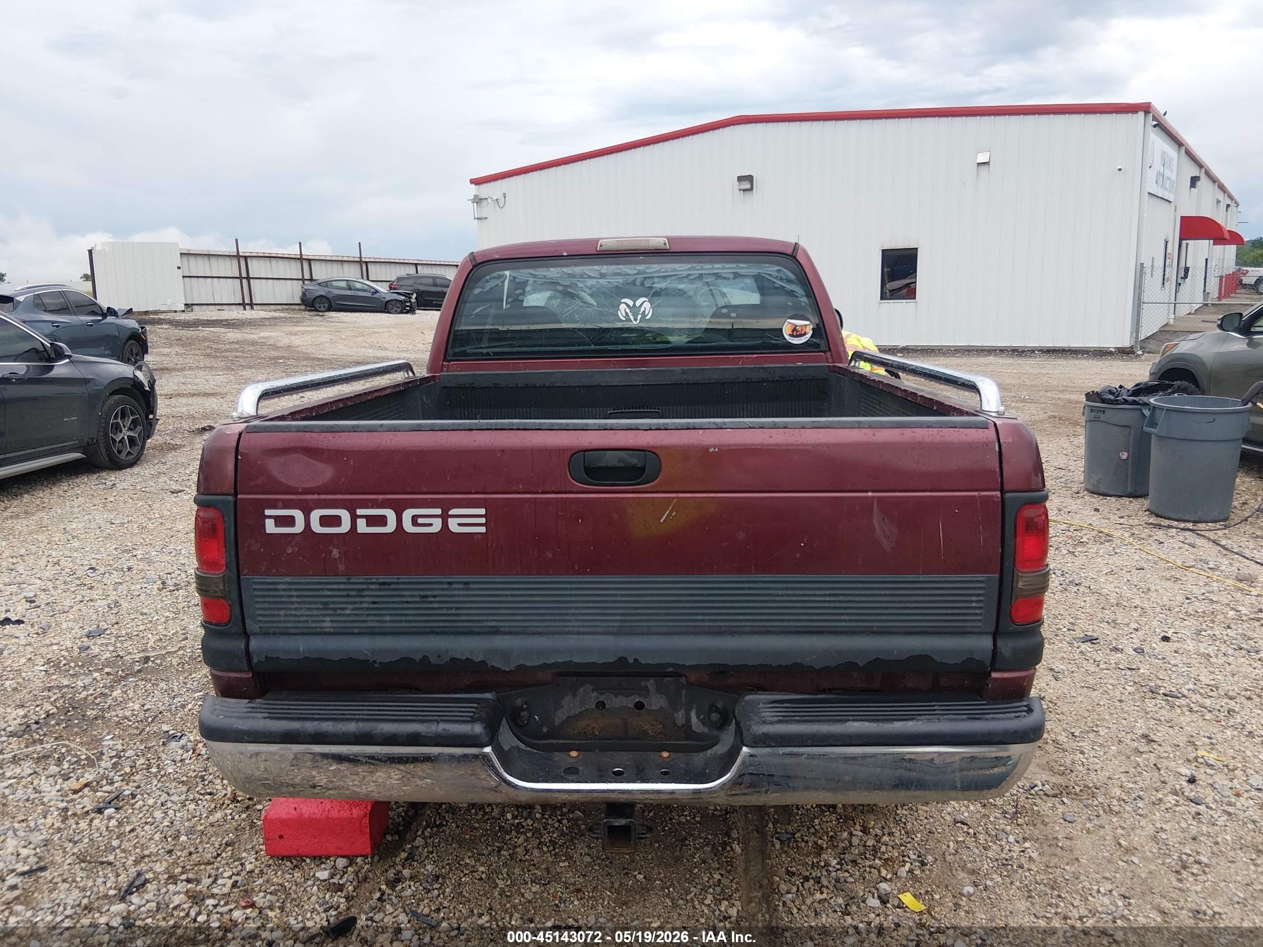 2001 Dodge Ram 1500 St Burgundy vin: 3B7HC13Z21G246619