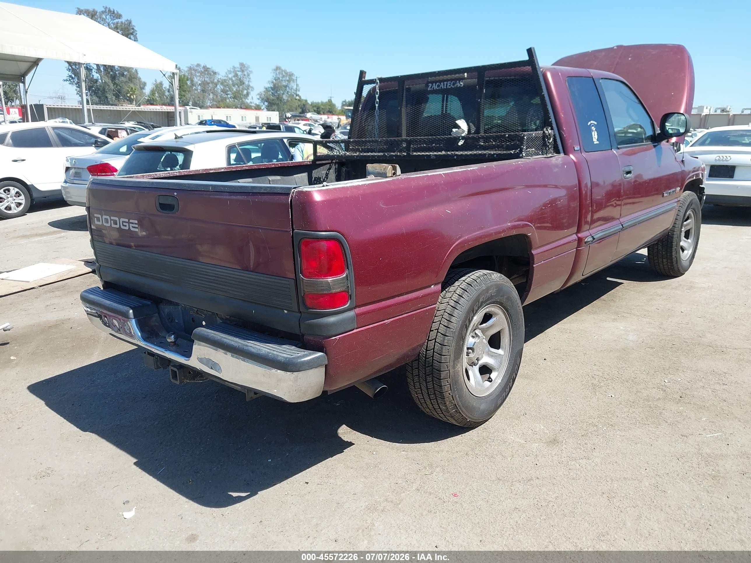 2001 Dodge Ram 1500 St Burgundy vin: 3B7HC13Z51G246016
