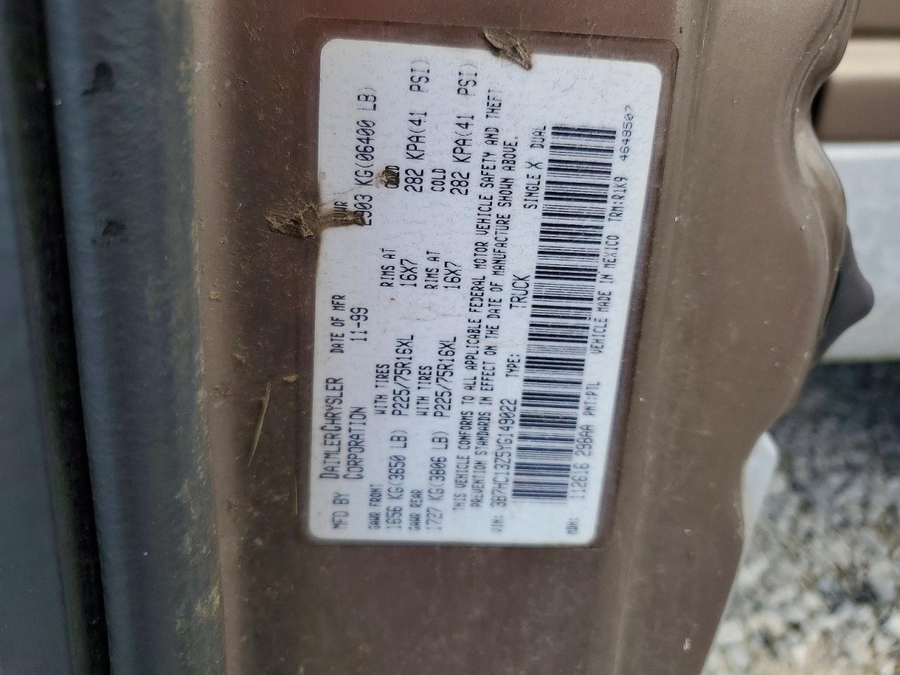 2000 Dodge Ram 1500 Brown vin: 3B7HC13Z5YG149022