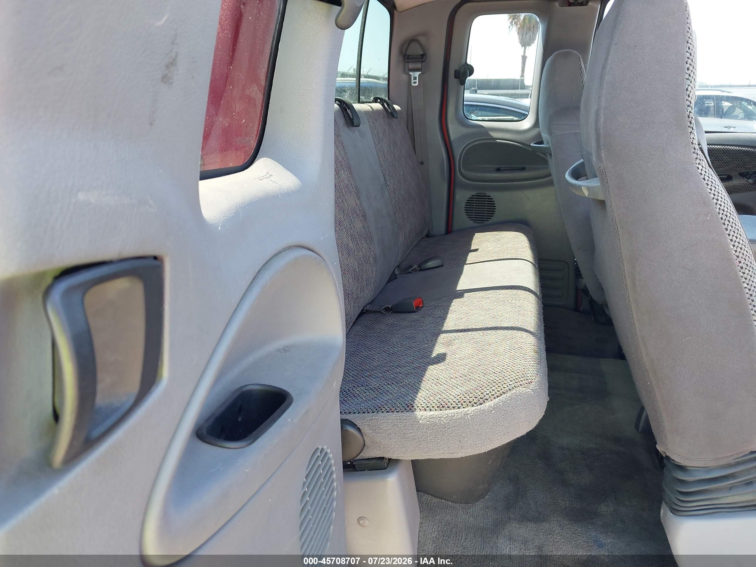 2001 Dodge Ram 1500 St Red vin: 3B7HC13Z81M565024