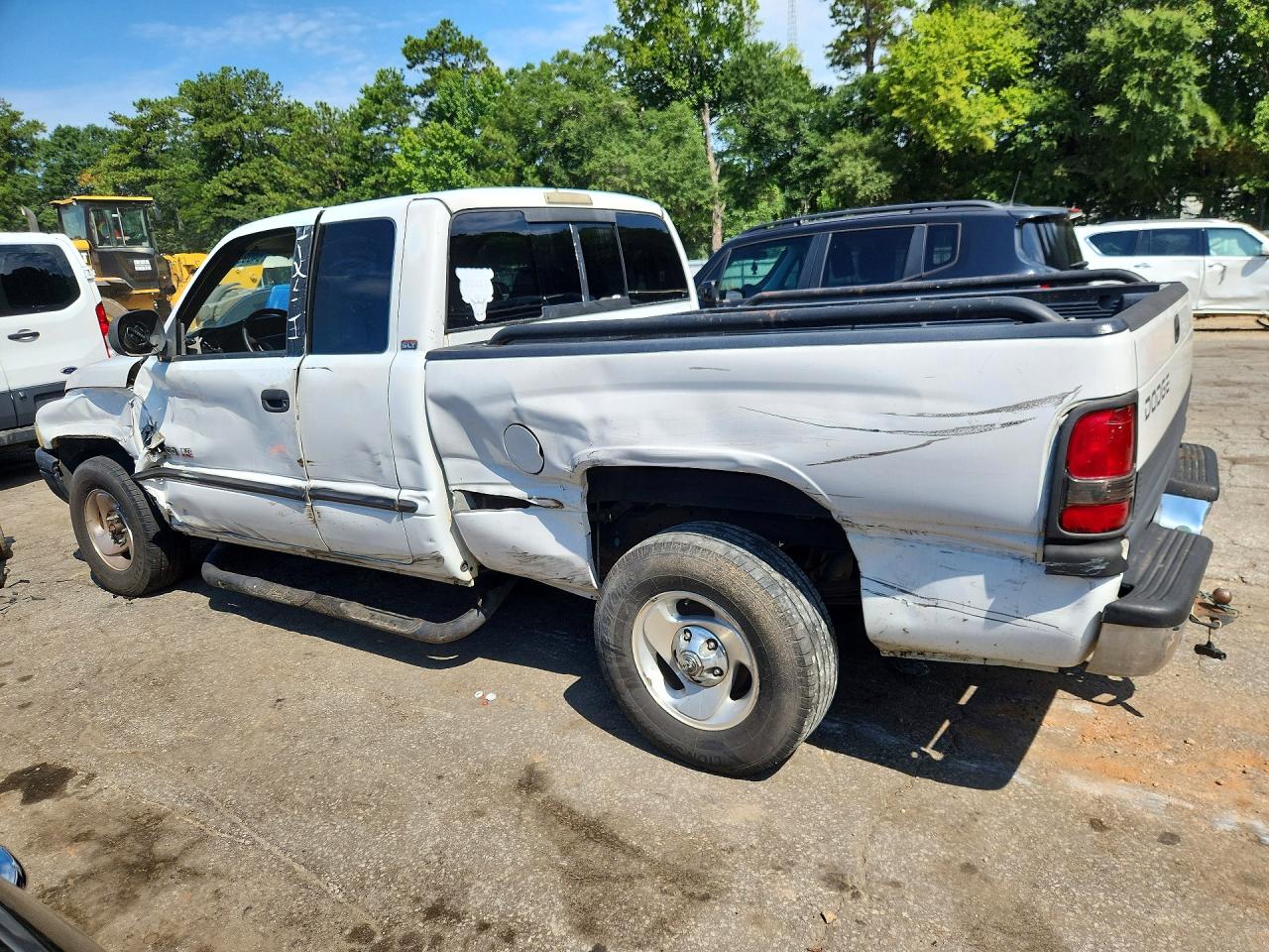 1999 Dodge Ram 1500 White vin: 3B7HC13Z8XM578848