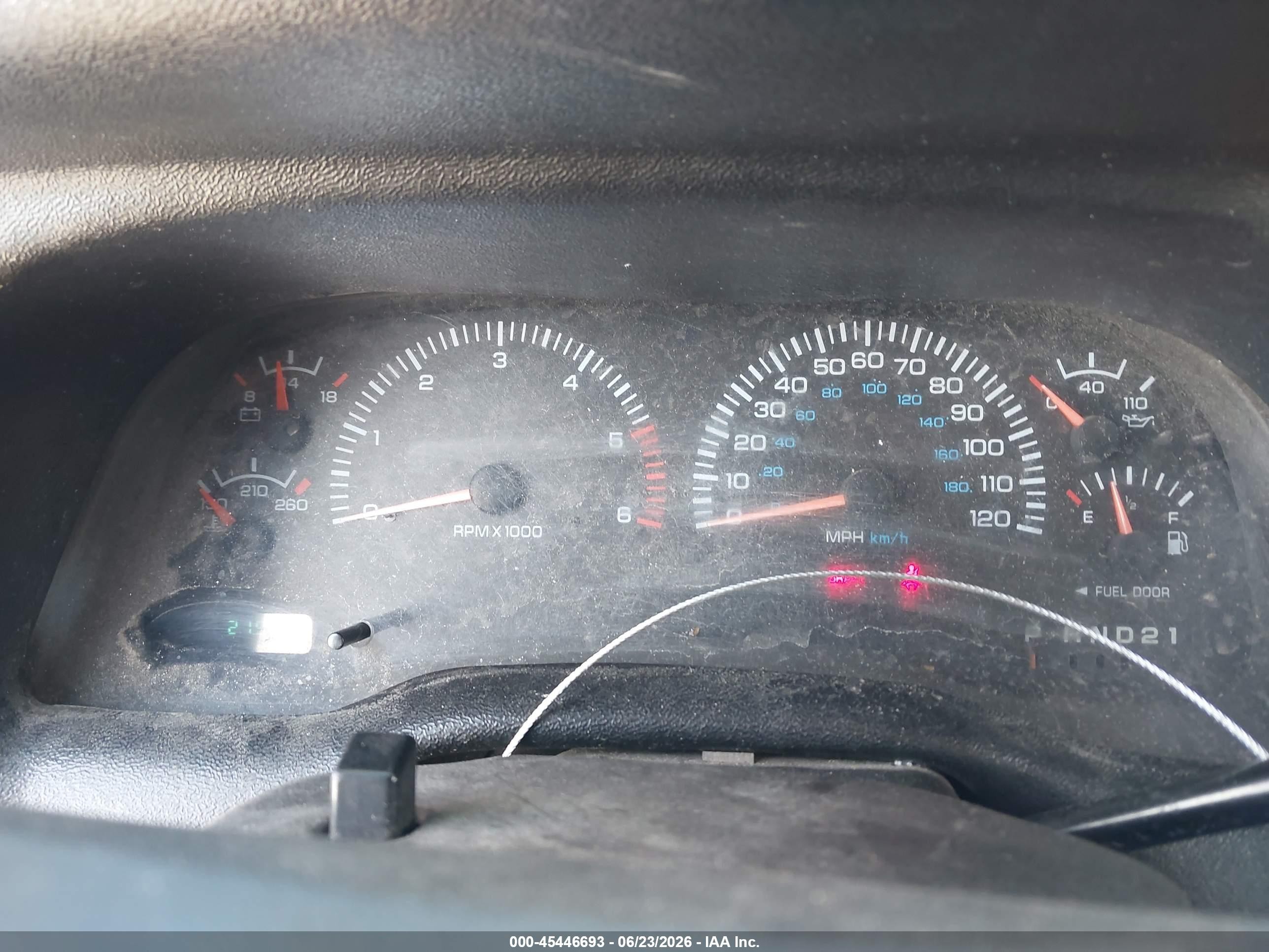 2001 Dodge Ram 1500 St Красный vin: 3B7HC13ZX1M513345