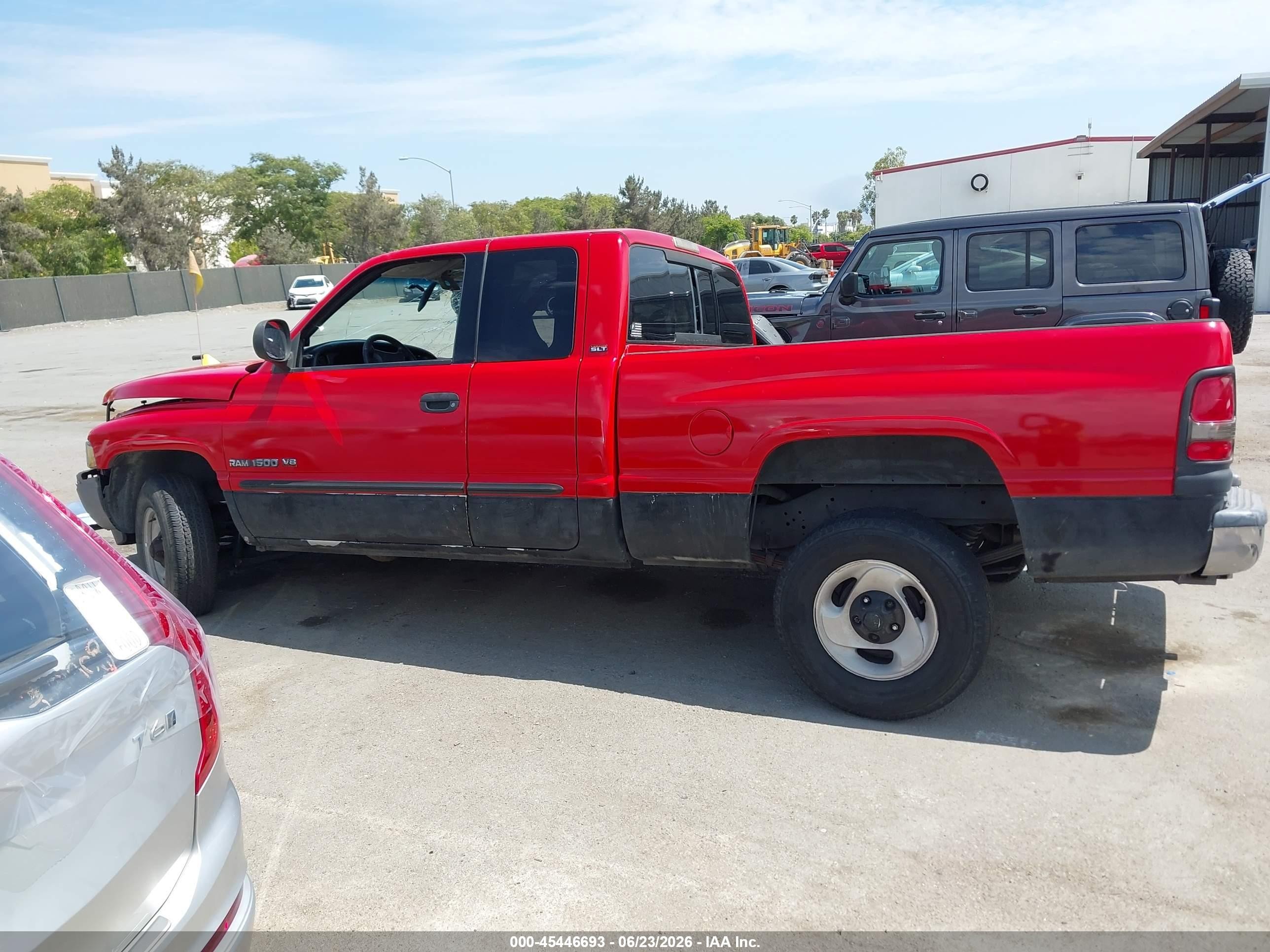 2001 Dodge Ram 1500 St Красный vin: 3B7HC13ZX1M513345