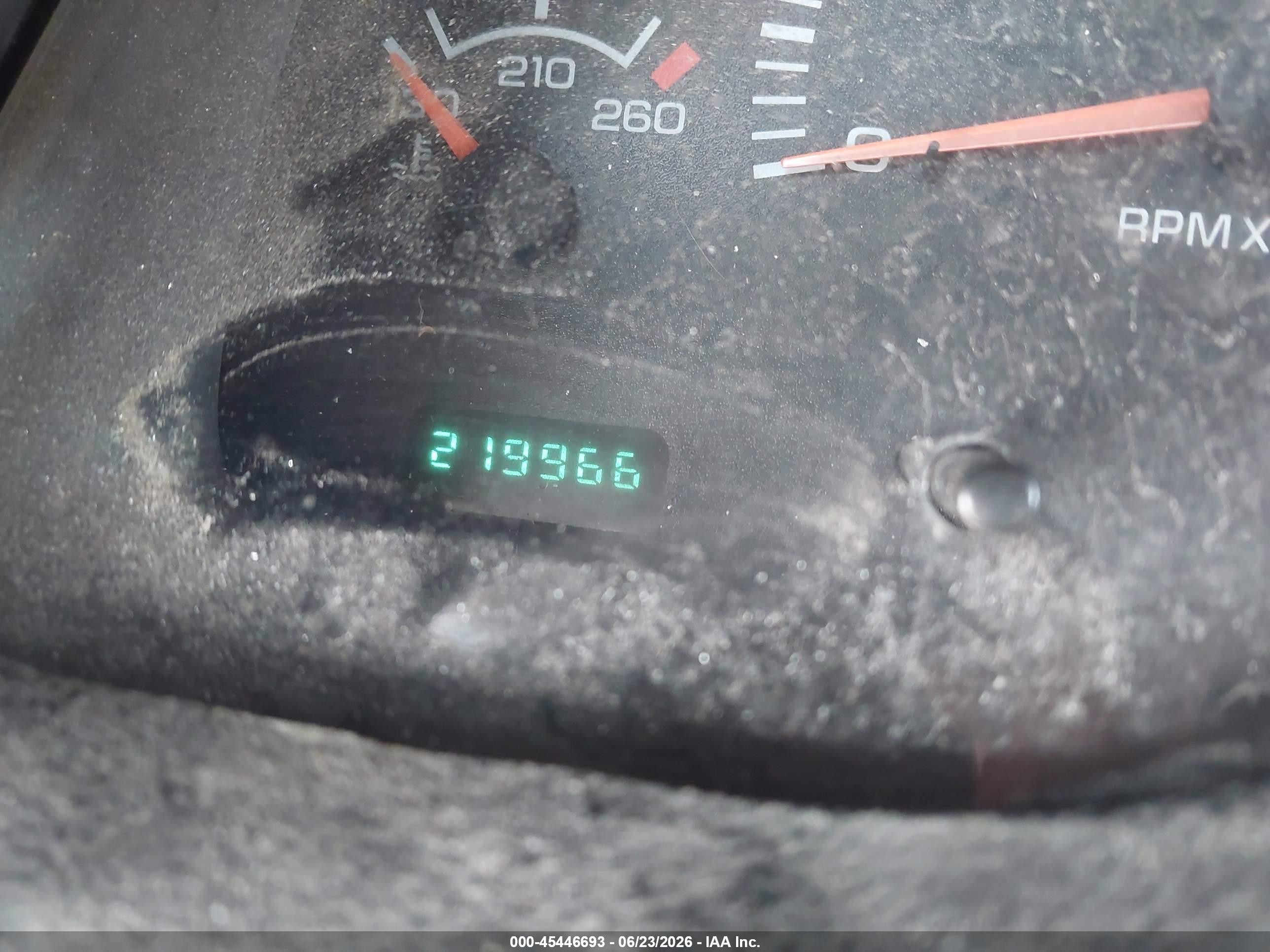 2001 Dodge Ram 1500 St Красный vin: 3B7HC13ZX1M513345