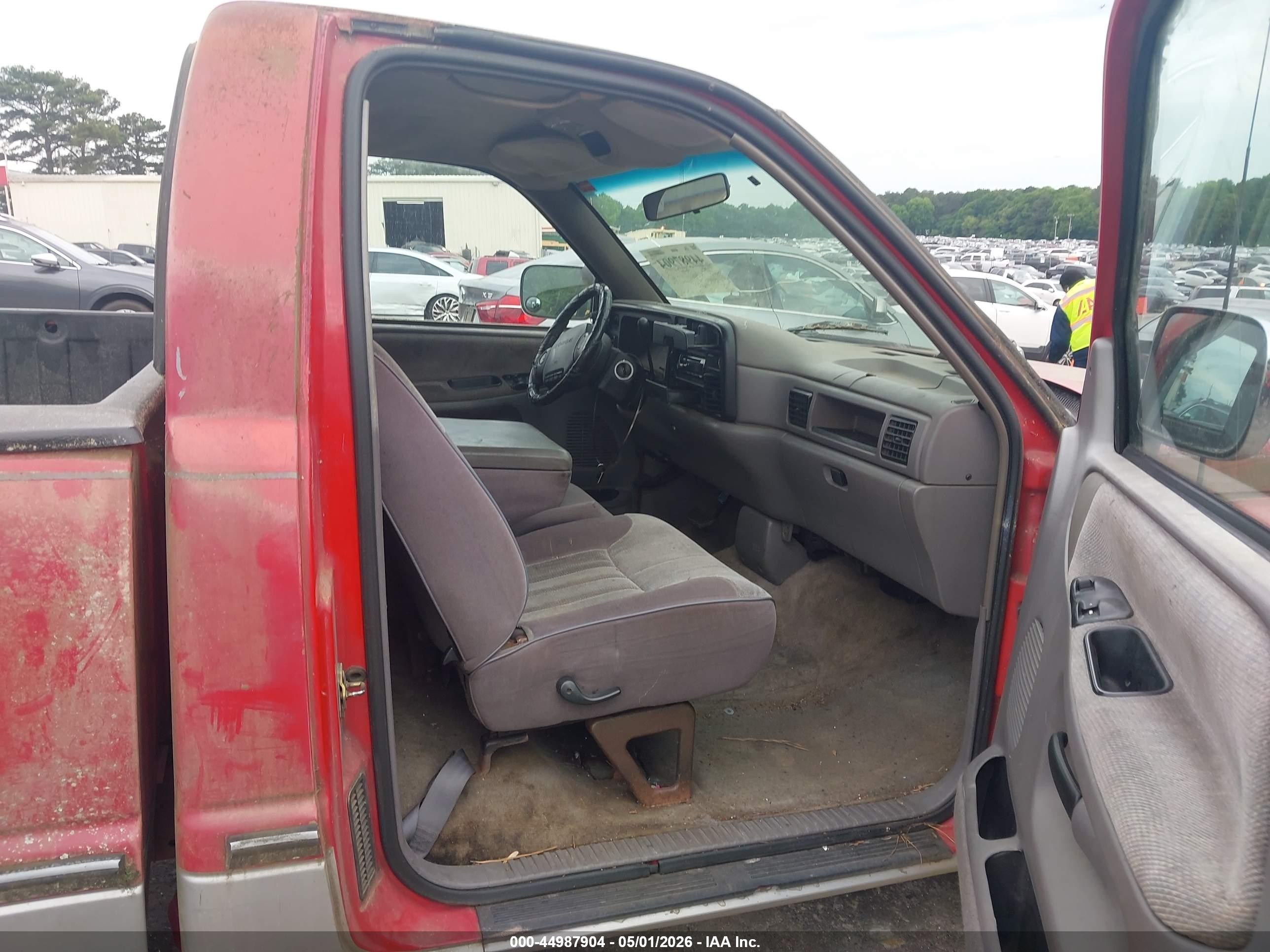 1994 Dodge Ram 1500   Red vin: 3B7HC16Y1RM555403