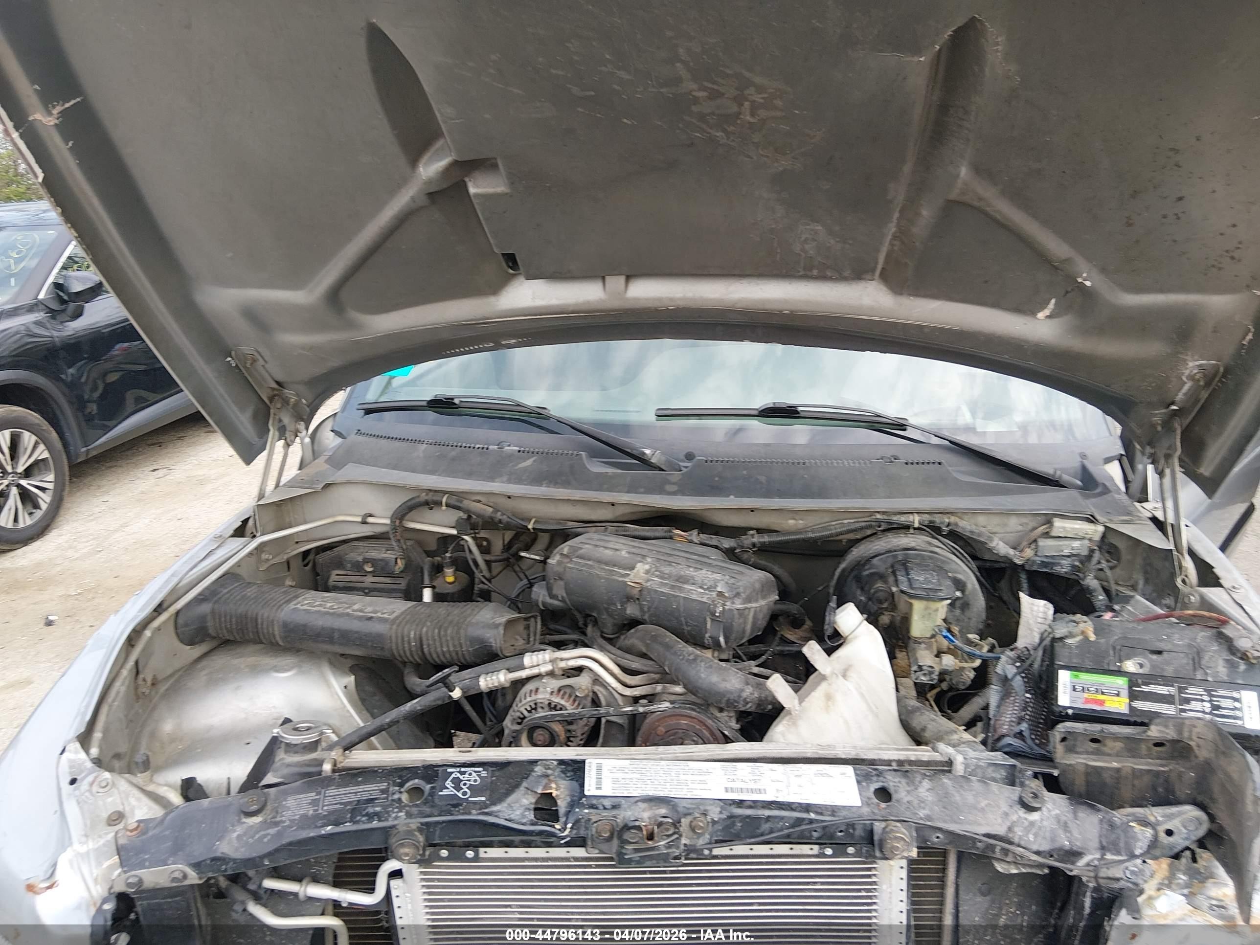 1994 Dodge Ram 1500   Silver vin: 3B7HC16Y5RM502722