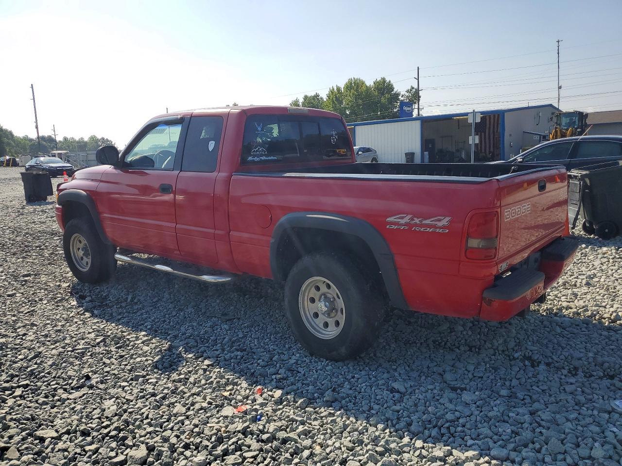 2001 Dodge Ram 1500 Red vin: 3B7HF13Y01M277609