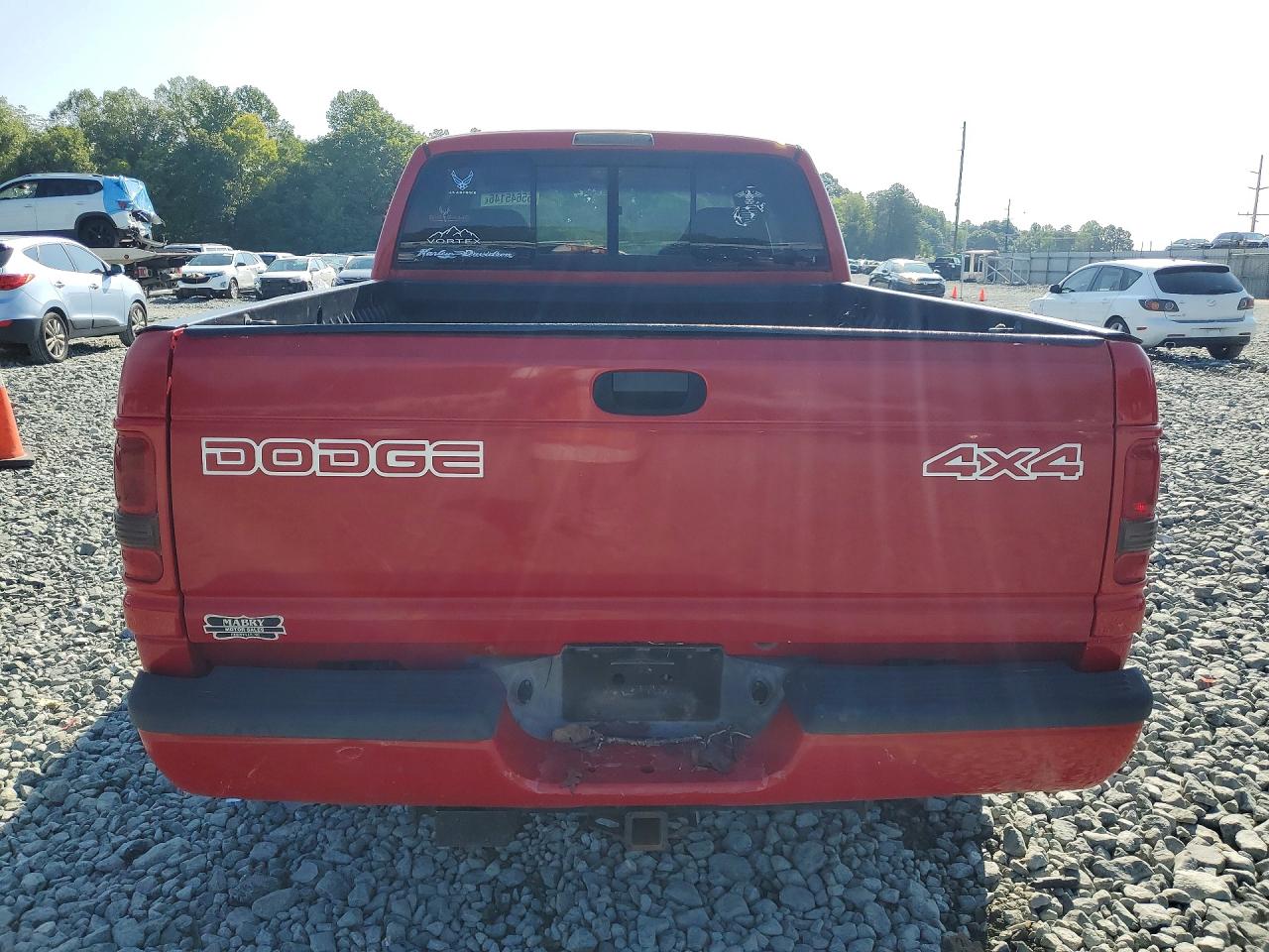 2001 Dodge Ram 1500 Red vin: 3B7HF13Y01M277609
