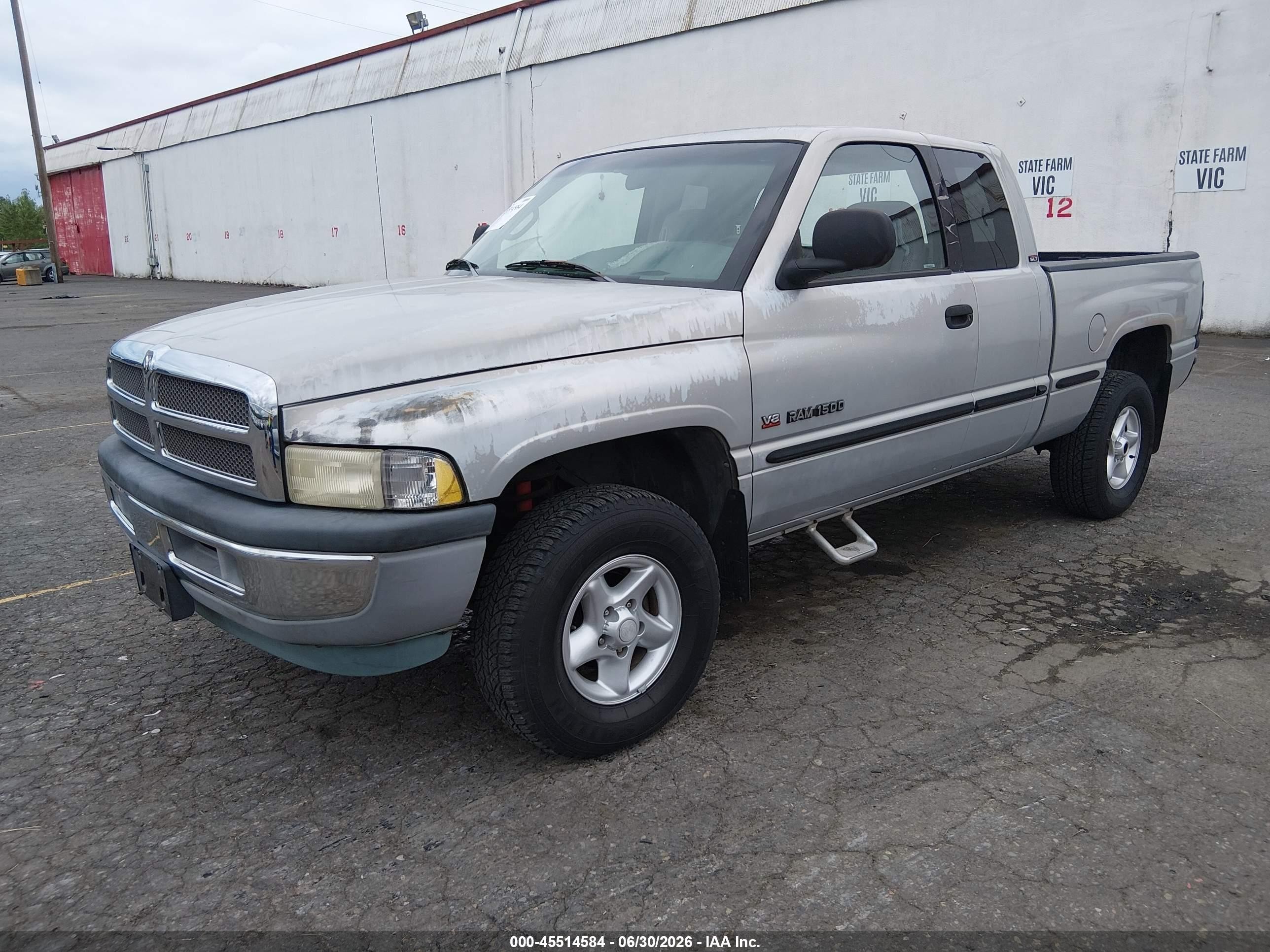 1999 Dodge Ram 1500 St Silver vin: 3B7HF13Y2XG156121
