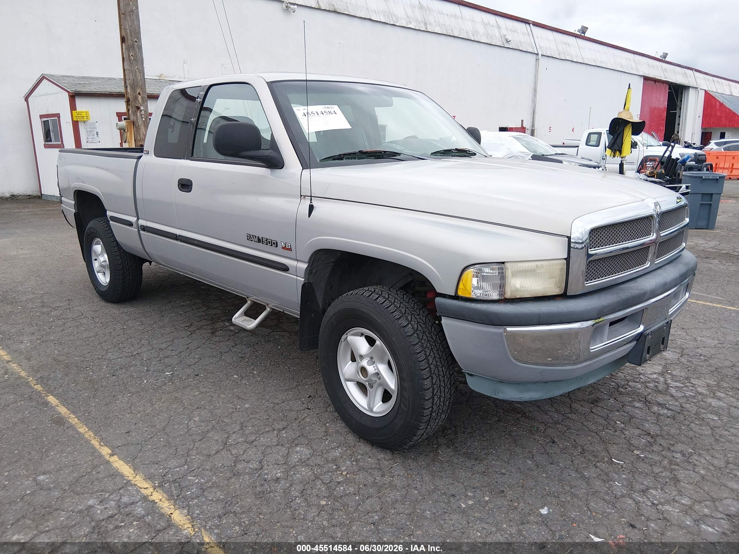 1999 Dodge Ram 1500 St Silver vin: 3B7HF13Y2XG156121
