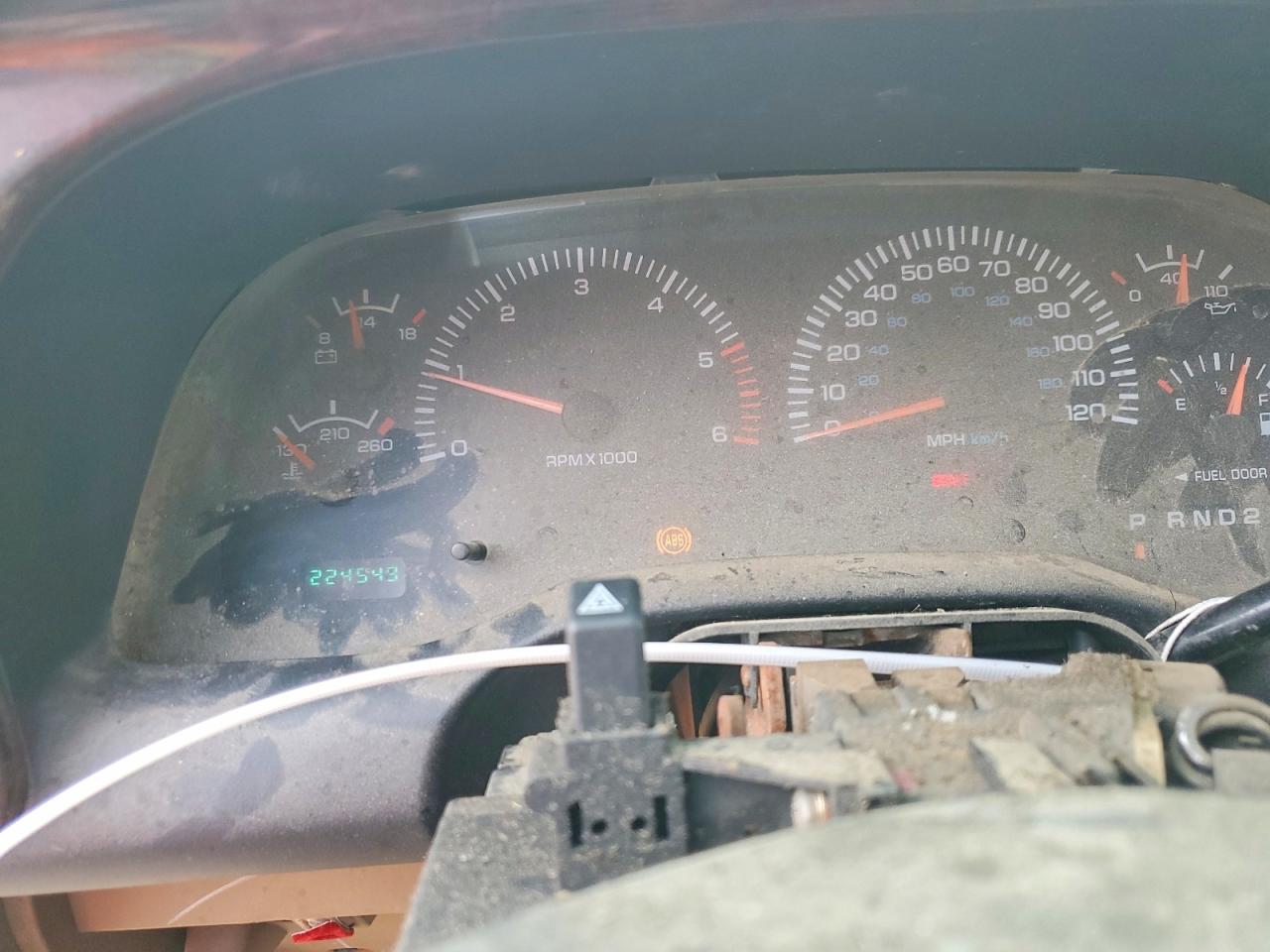 1999 Dodge Ram 1500 Красный vin: 3B7HF13Y3XG190438