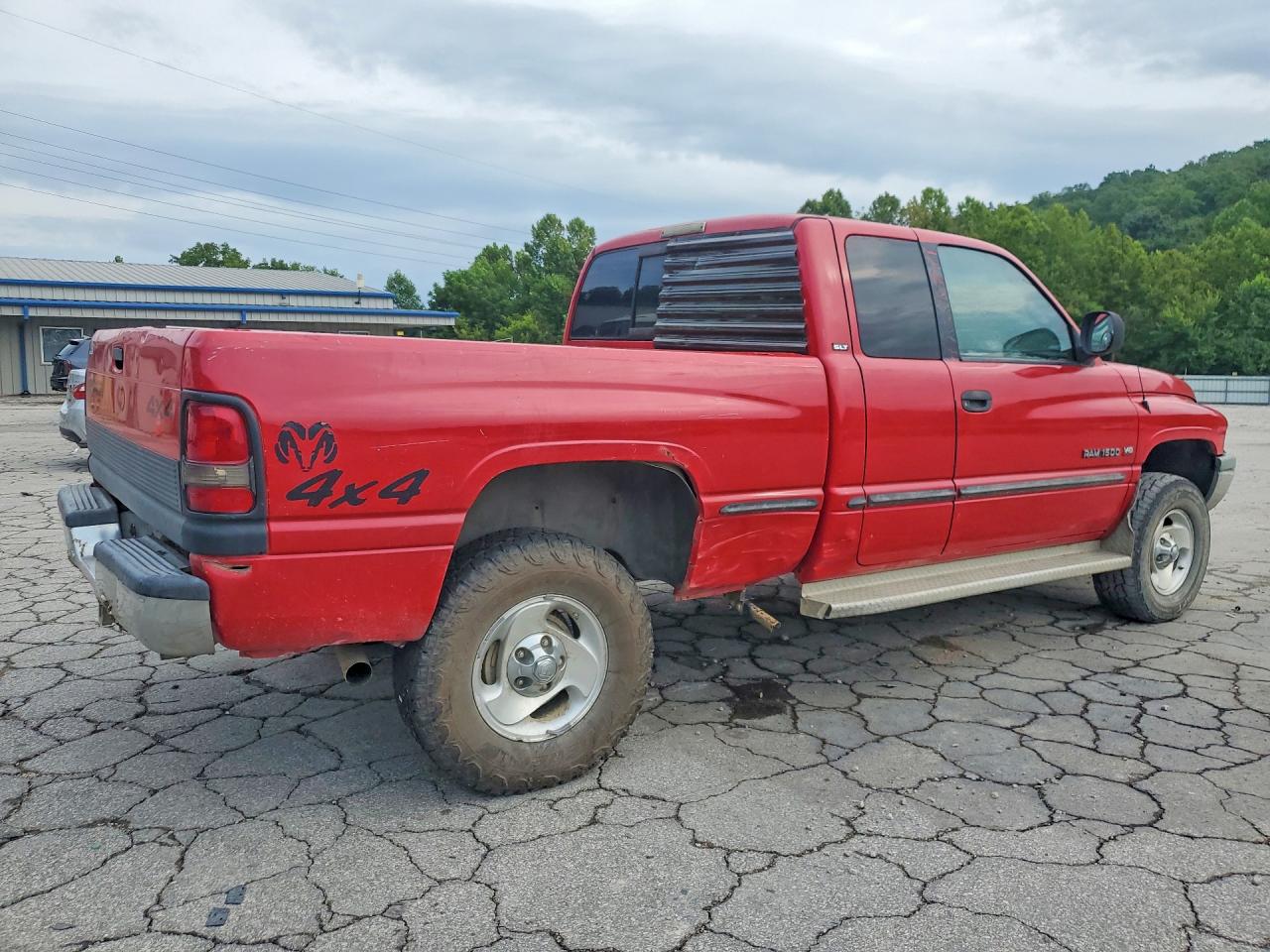 1999 Dodge Ram 1500 Красный vin: 3B7HF13Y3XG190438
