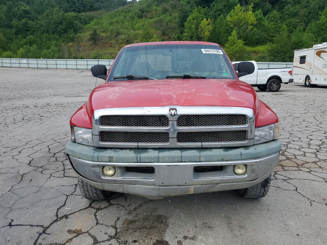 1999 Dodge Ram 1500 Красный vin: 3B7HF13Y3XG190438