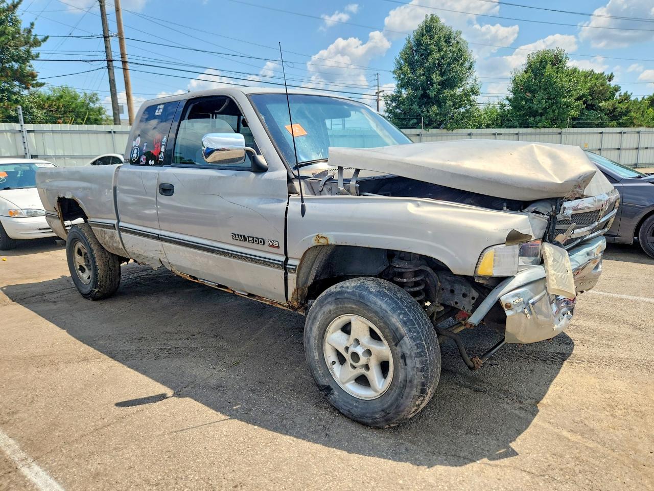 1997 Dodge Ram1500 Silver vin: 3B7HF13Y4VM586067