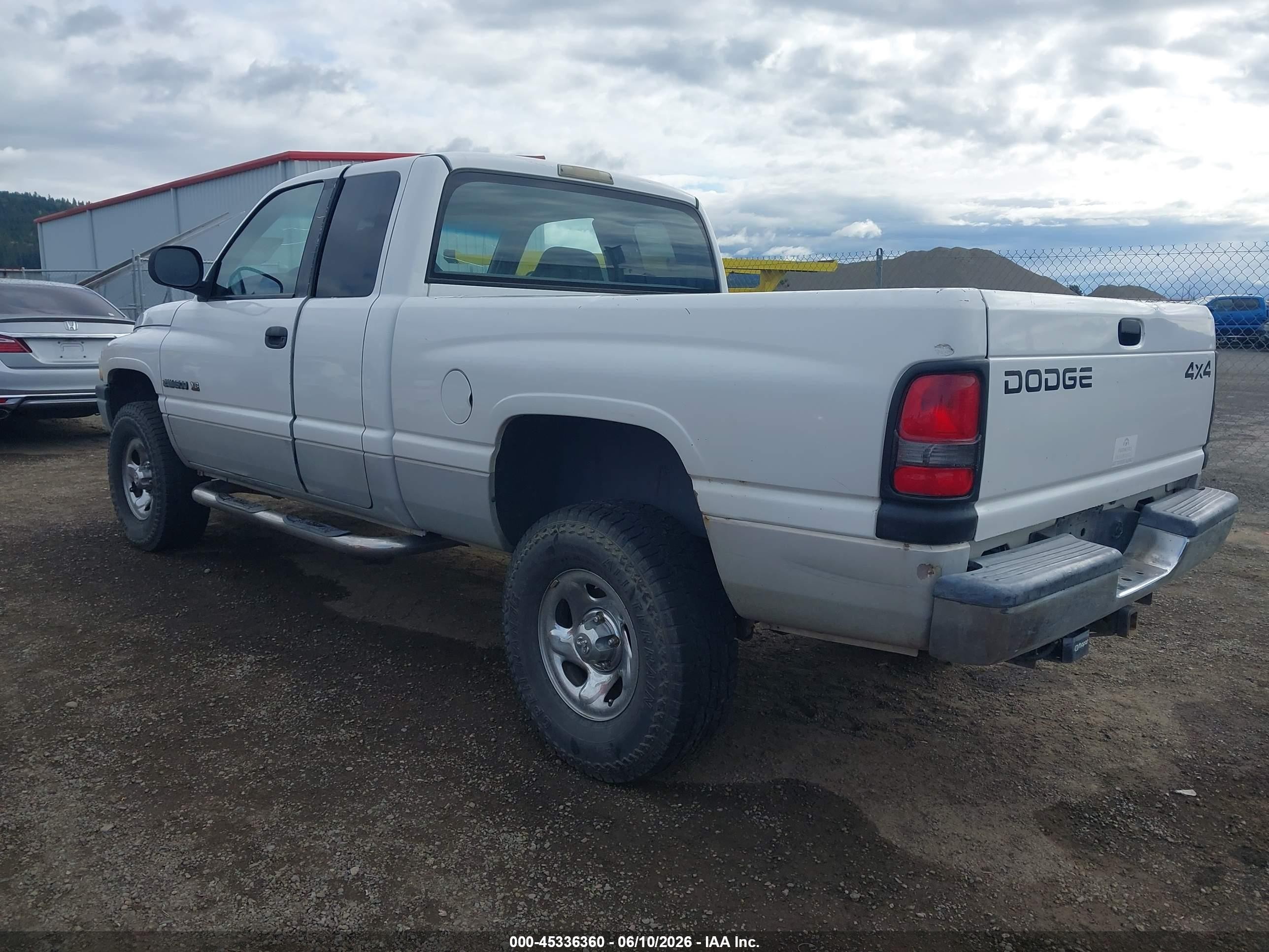 2000 Dodge Ram 1500 St White vin: 3B7HF13Y8YG143486