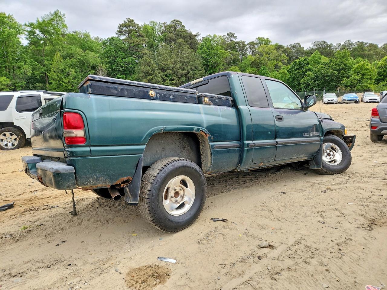 1999 Dodge Ram 1500 Green vin: 3B7HF13Z0XM539971