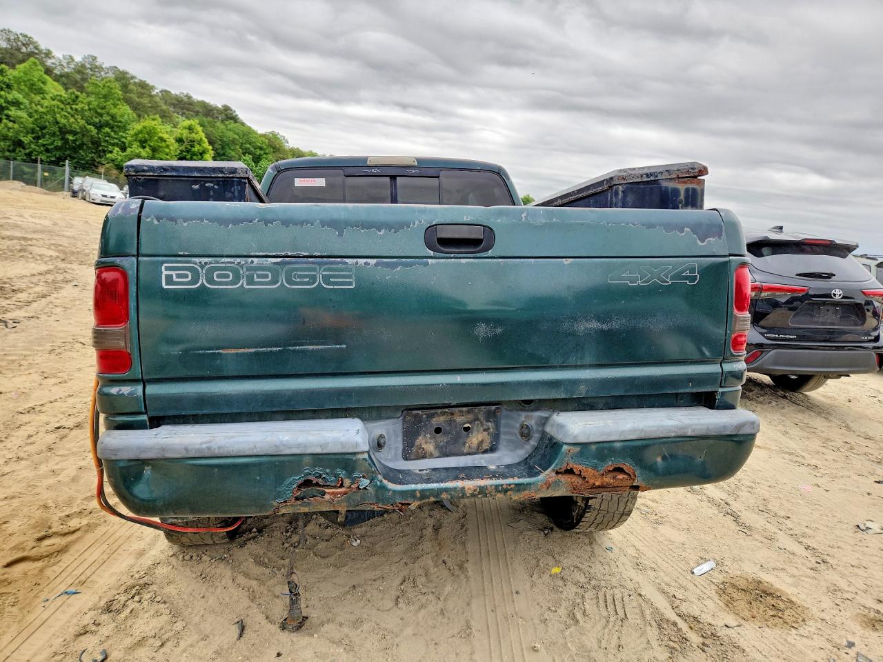1999 Dodge Ram 1500 Green vin: 3B7HF13Z0XM539971