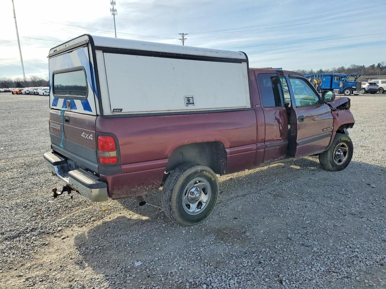 2001 Dodge Ram 1500 Maroon vin: 3B7HF13Z11M292791