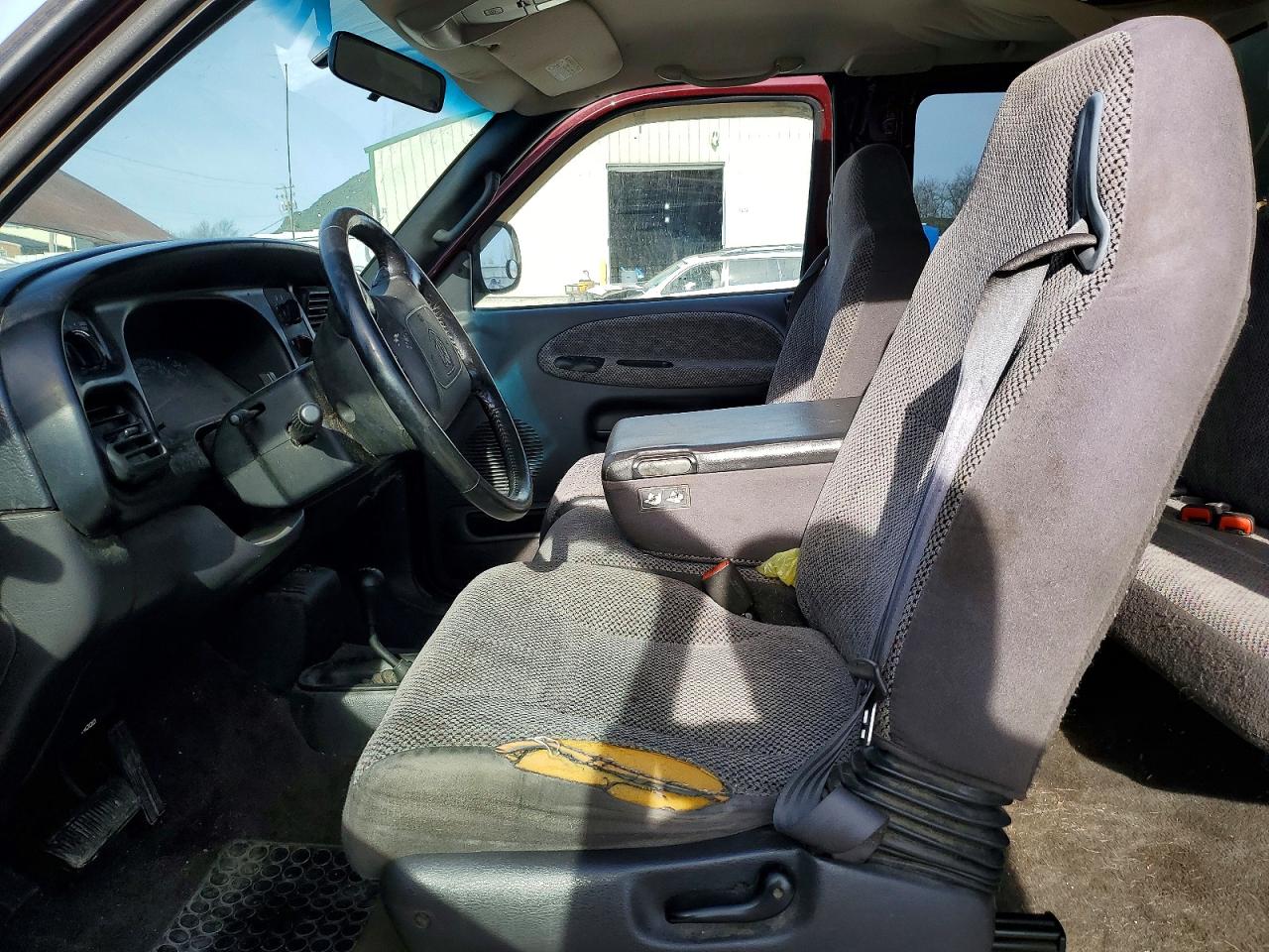 2001 Dodge Ram 1500 Maroon vin: 3B7HF13Z11M292791