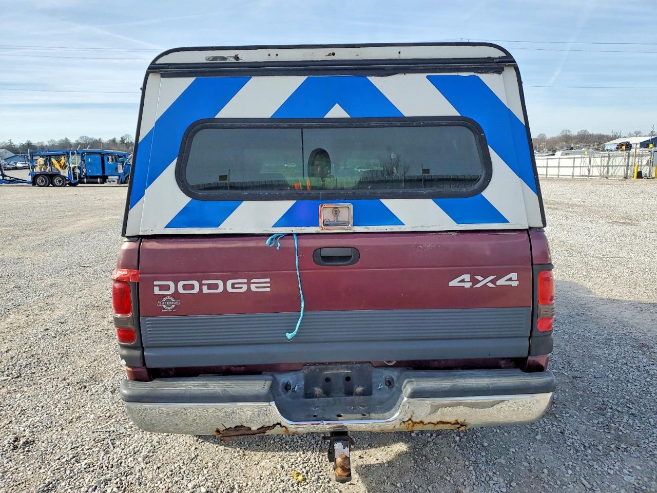 2001 Dodge Ram 1500 Maroon vin: 3B7HF13Z11M292791