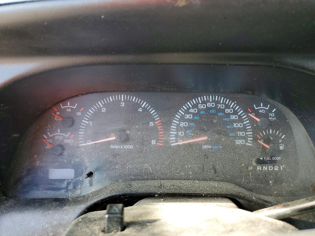 2001 Dodge Ram 1500 Maroon vin: 3B7HF13Z11M292791