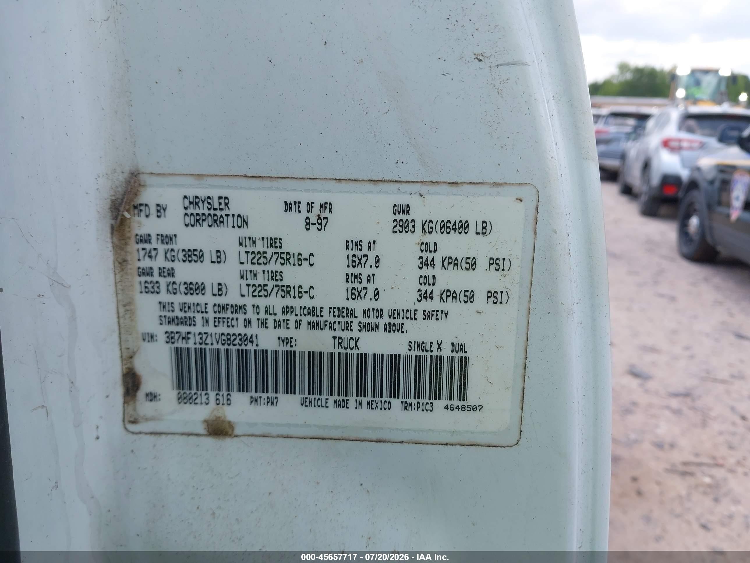 1997 Dodge Ram 1500 St White vin: 3B7HF13Z1VG823041