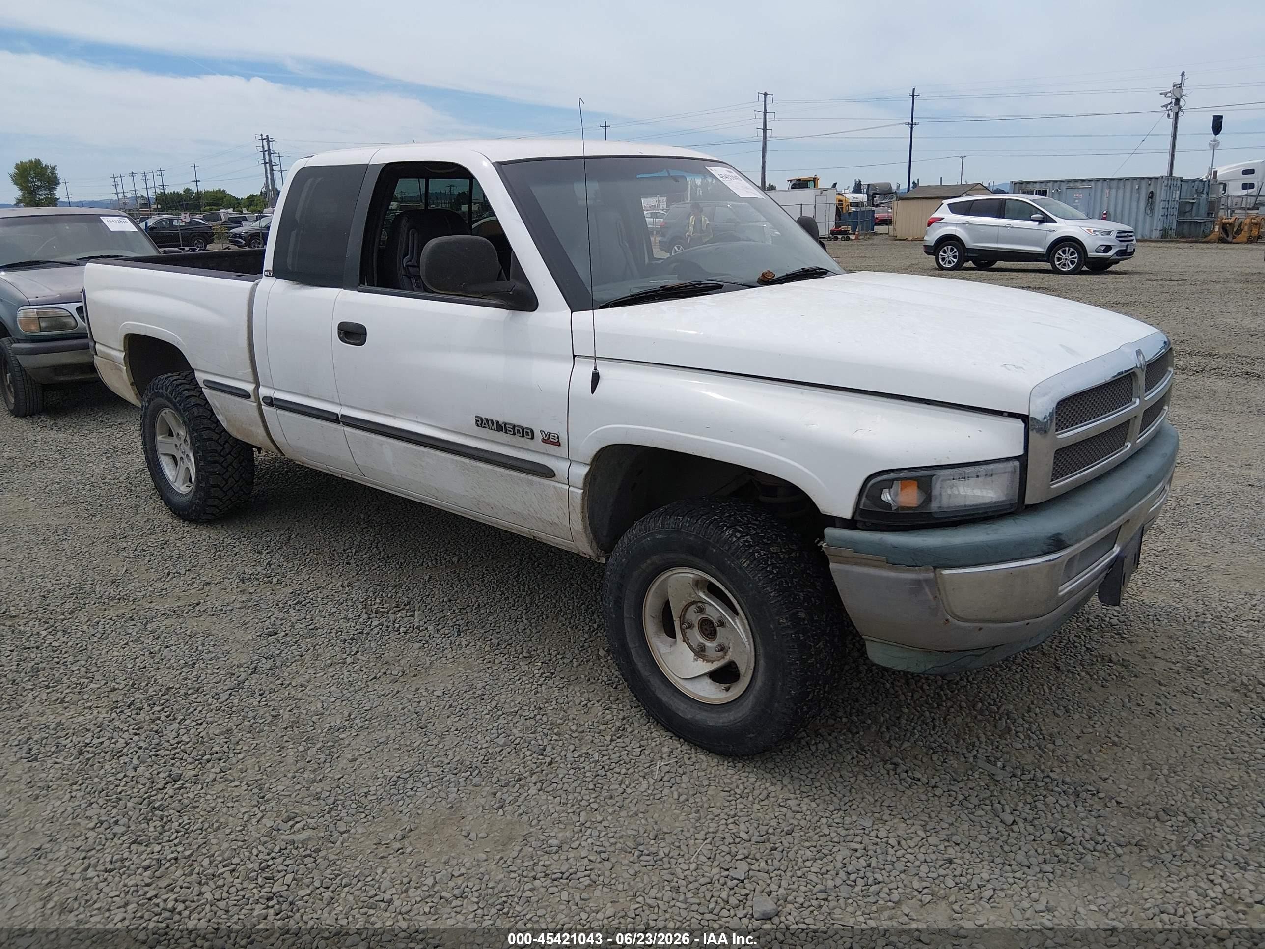 1999 Dodge Ram 1500 St White vin: 3B7HF13Z1XG132403