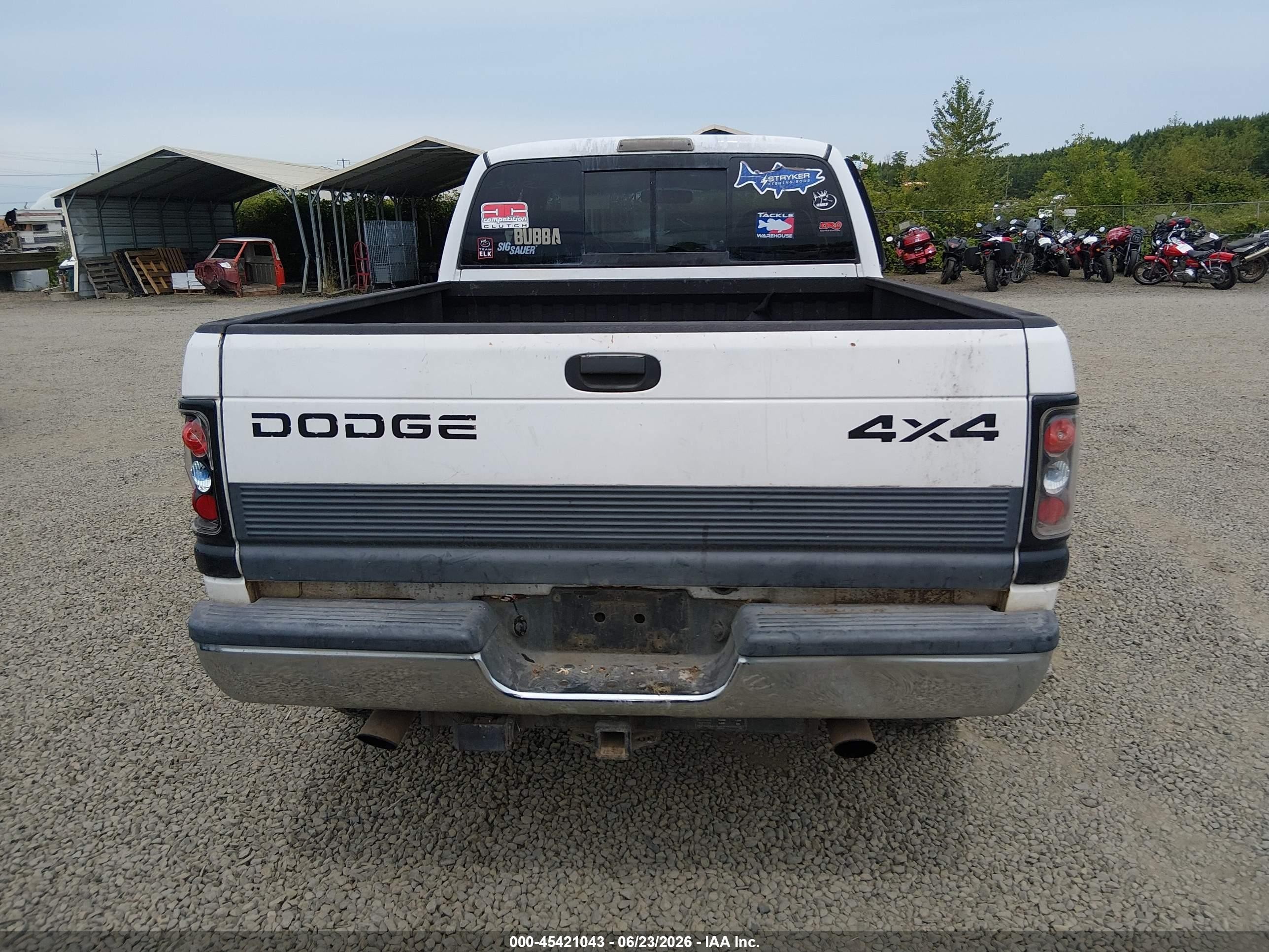 1999 Dodge Ram 1500 St White vin: 3B7HF13Z1XG132403