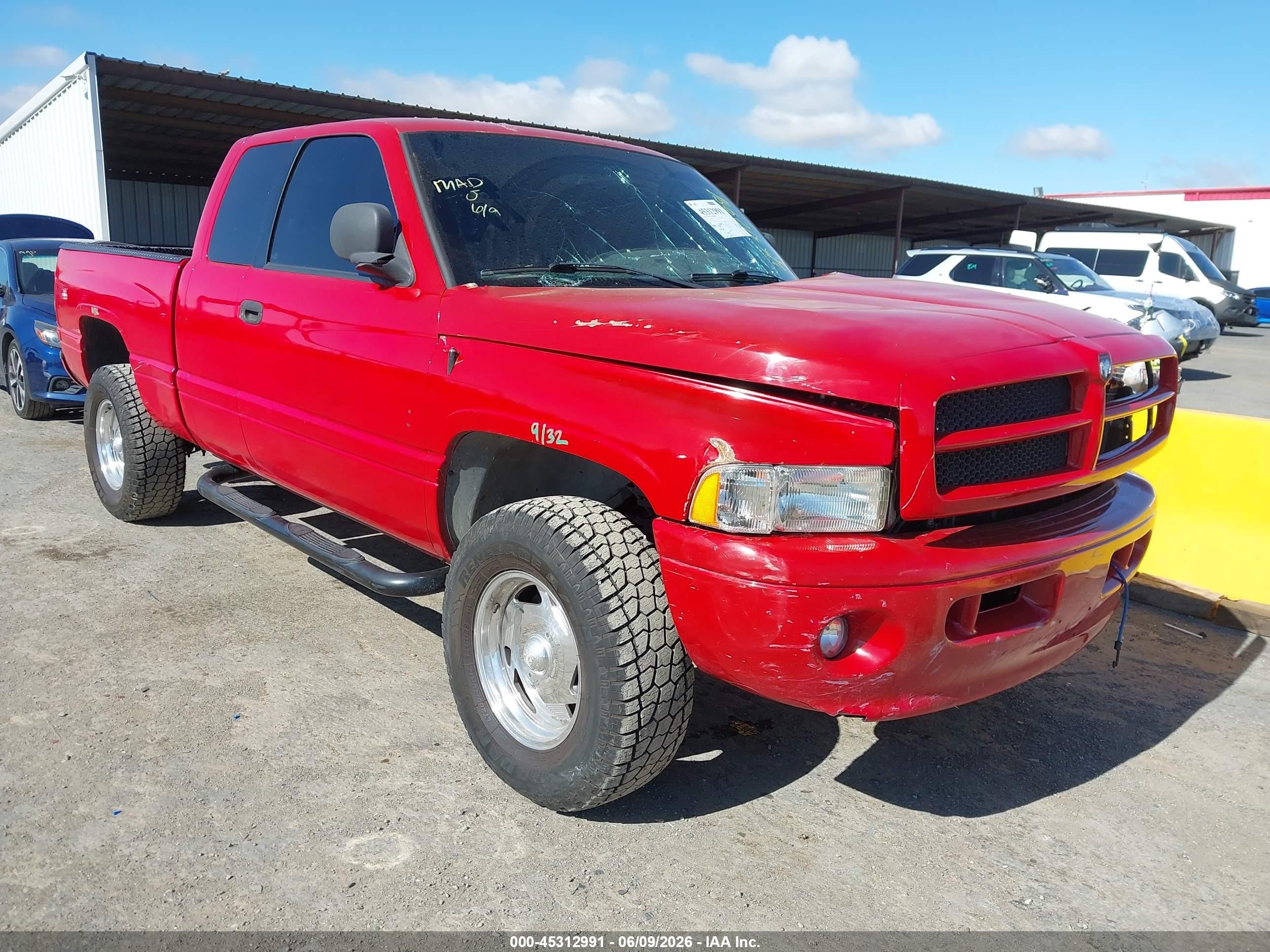 2001 Dodge Ram 1500 St Red vin: 3B7HF13Z21M288118