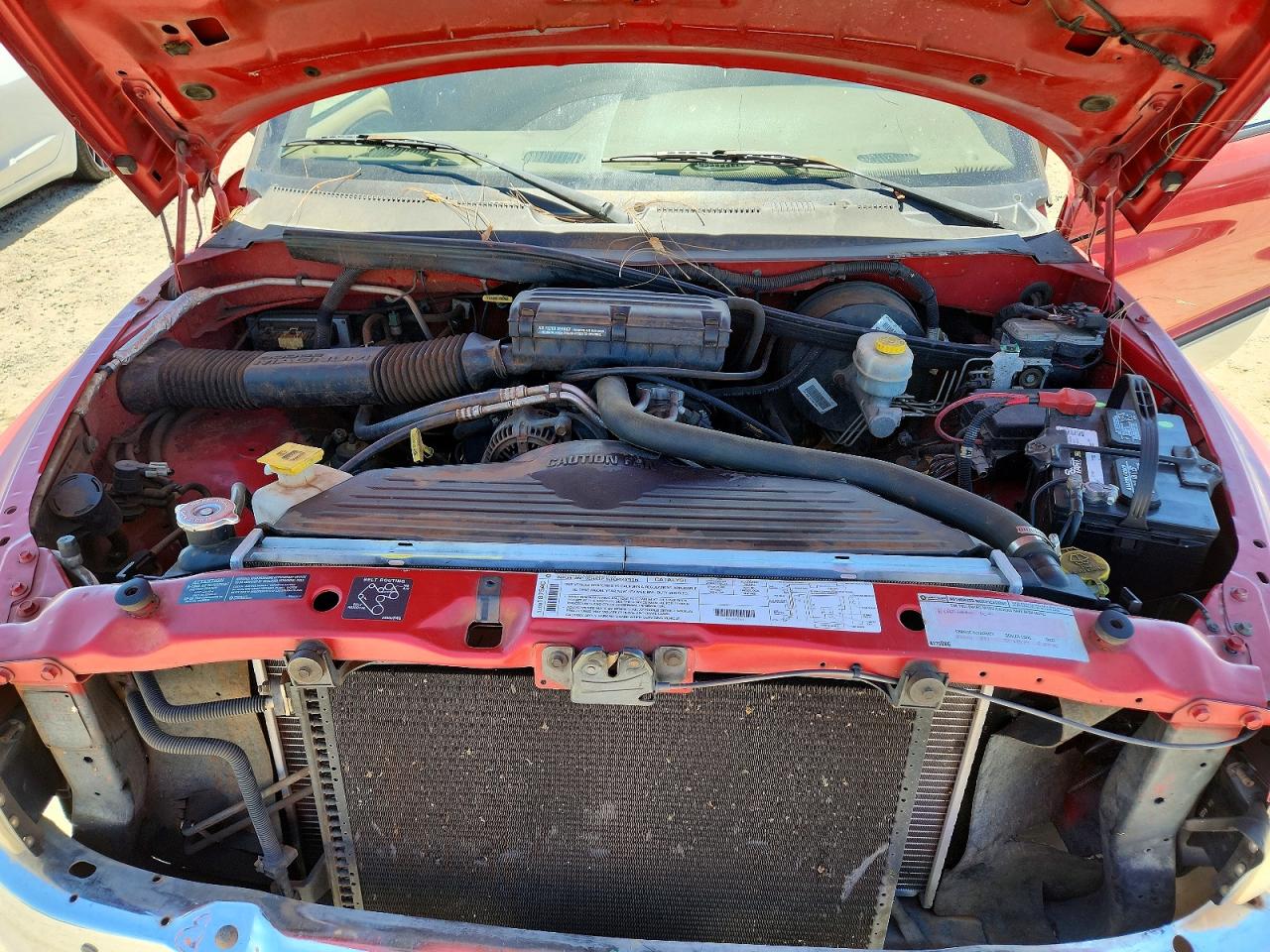 1998 Dodge Ram 1500 Red vin: 3B7HF13Z2WG188252
