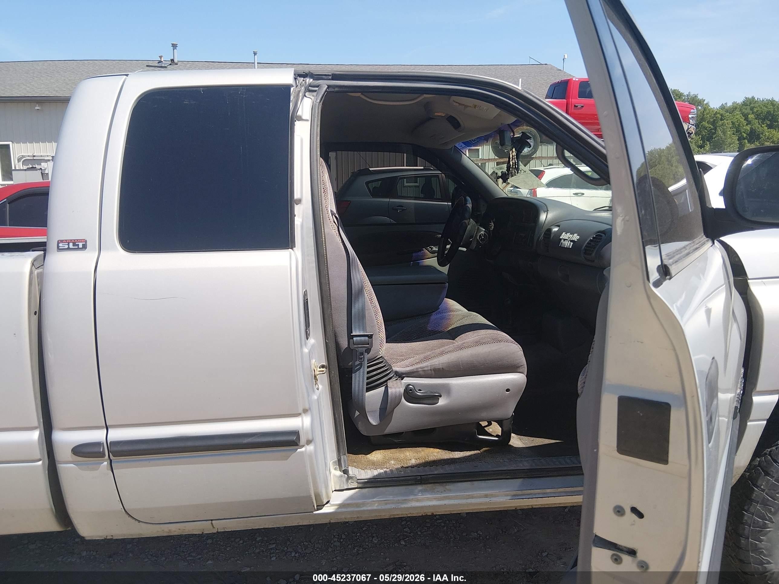 1998 Dodge Ram 1500 St Gray vin: 3B7HF13Z3WG114273