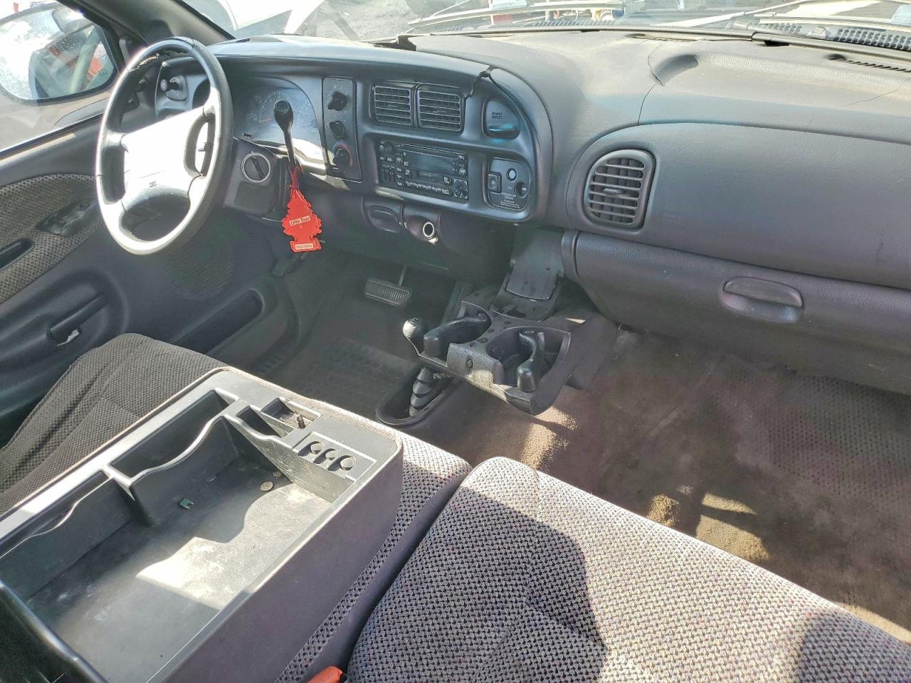 1998 Dodge Ram 1500 Серый vin: 3B7HF13Z3WG220447