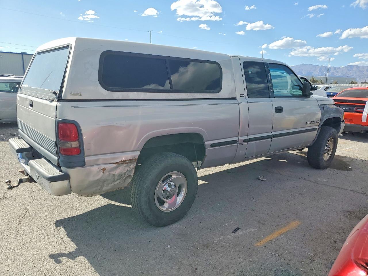 1998 Dodge Ram 1500 Серый vin: 3B7HF13Z3WG220447