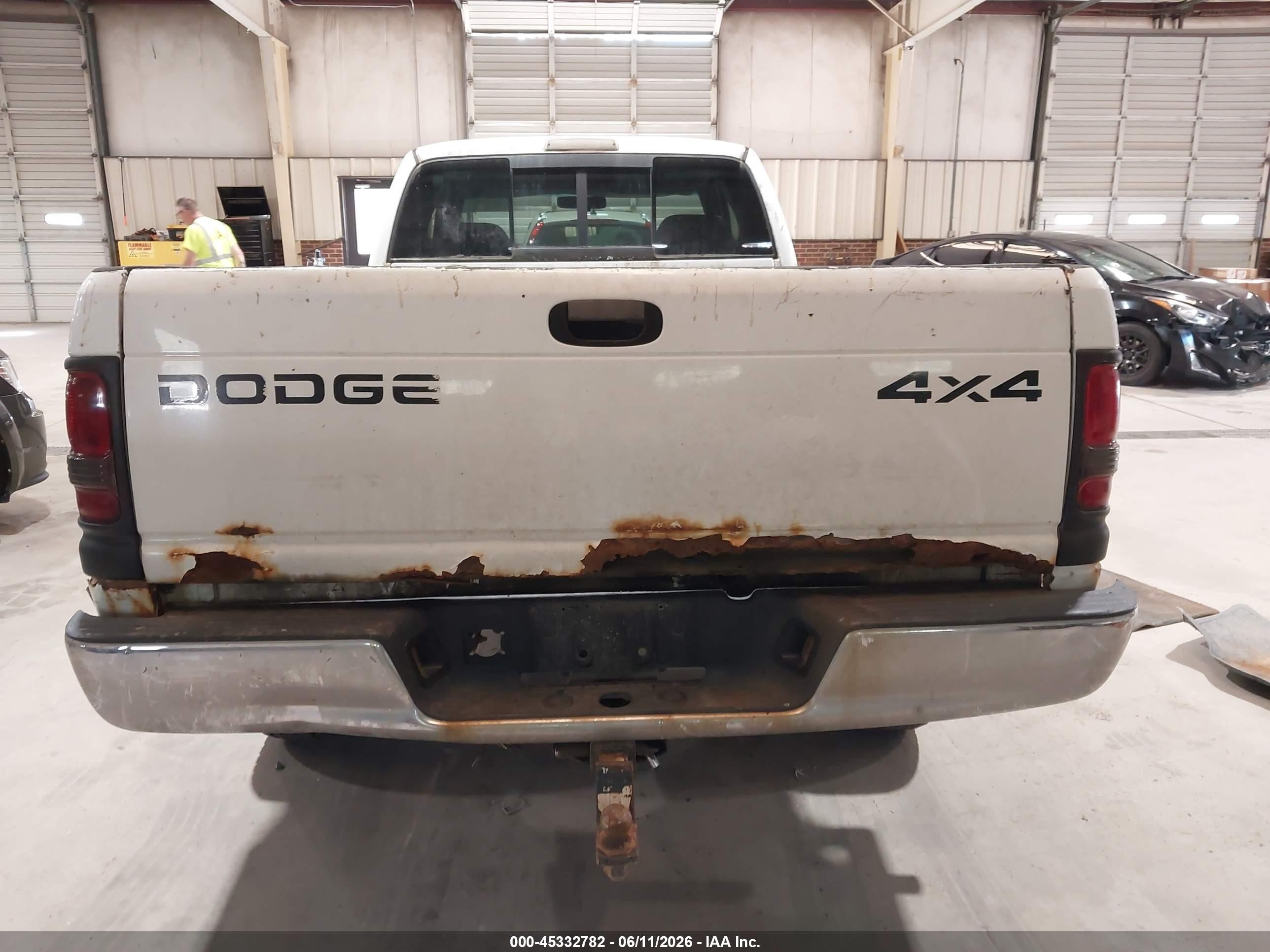 1999 Dodge Ram 1500 St Белый vin: 3B7HF13Z3XG222863