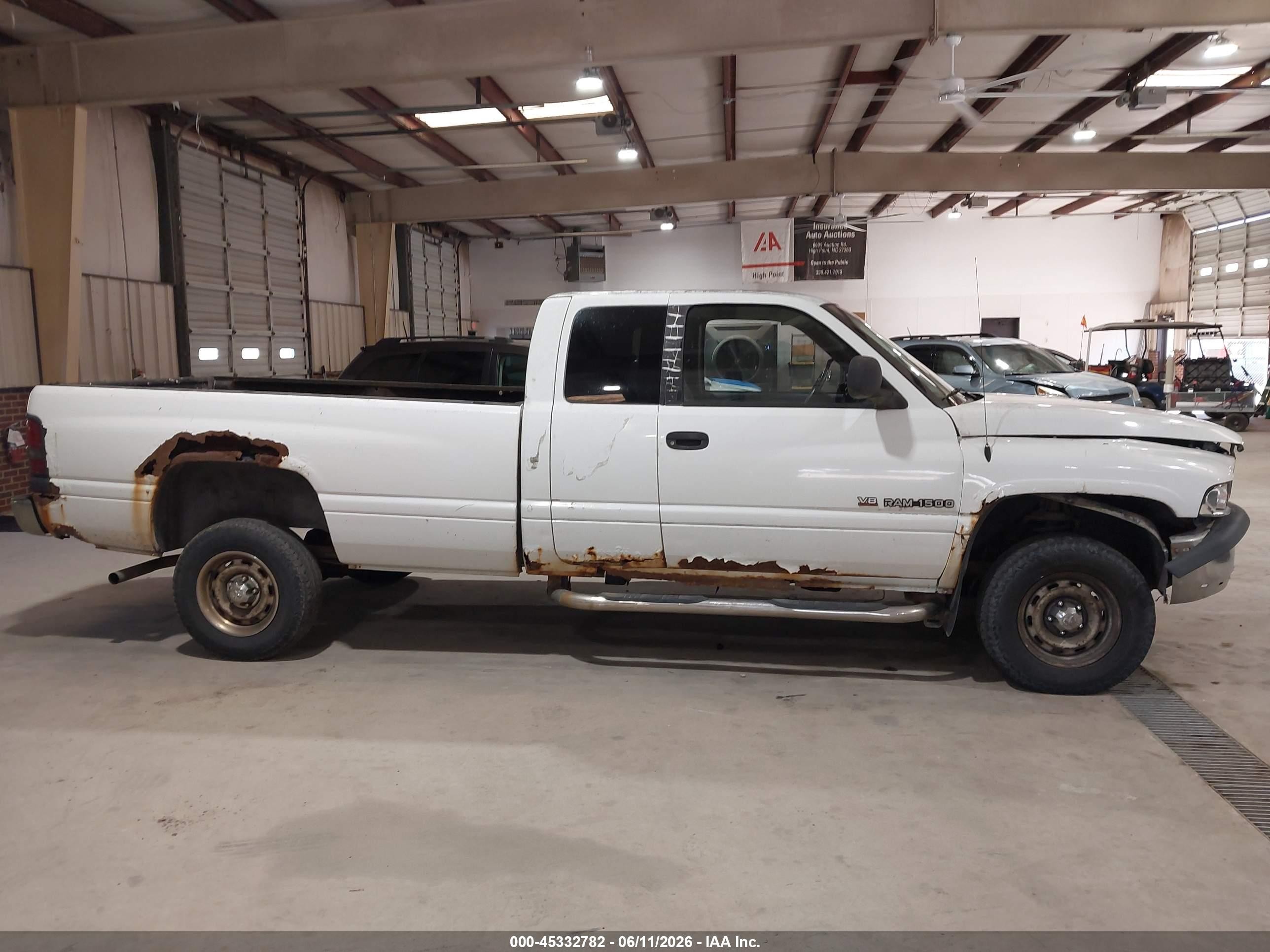 1999 Dodge Ram 1500 St Белый vin: 3B7HF13Z3XG222863