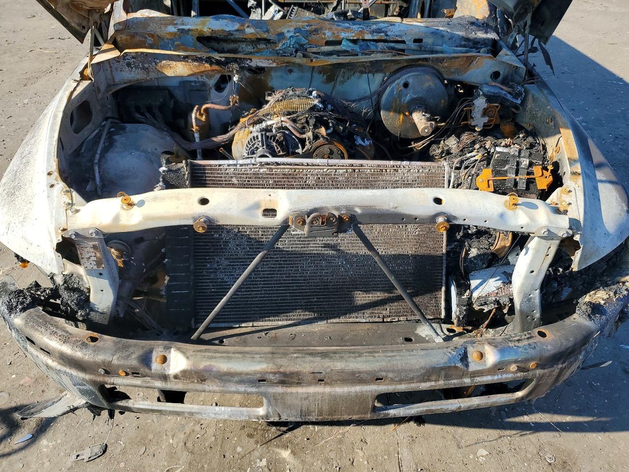 1999 Dodge Ram 1500 Silver vin: 3B7HF13Z3XM590848