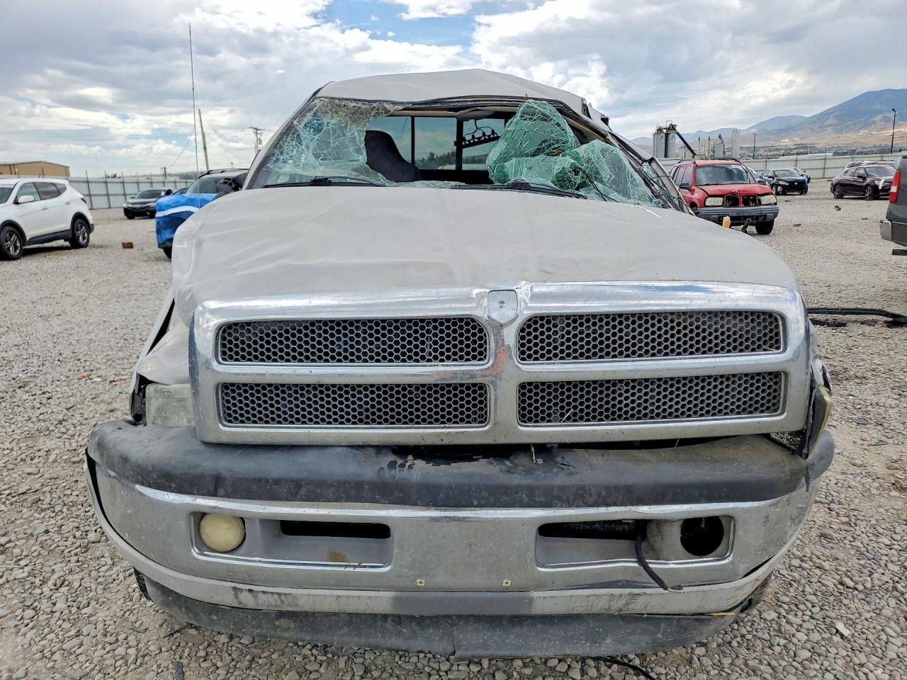 2001 Dodge Ram 1500 Silver vin: 3B7HF13Z41M294714