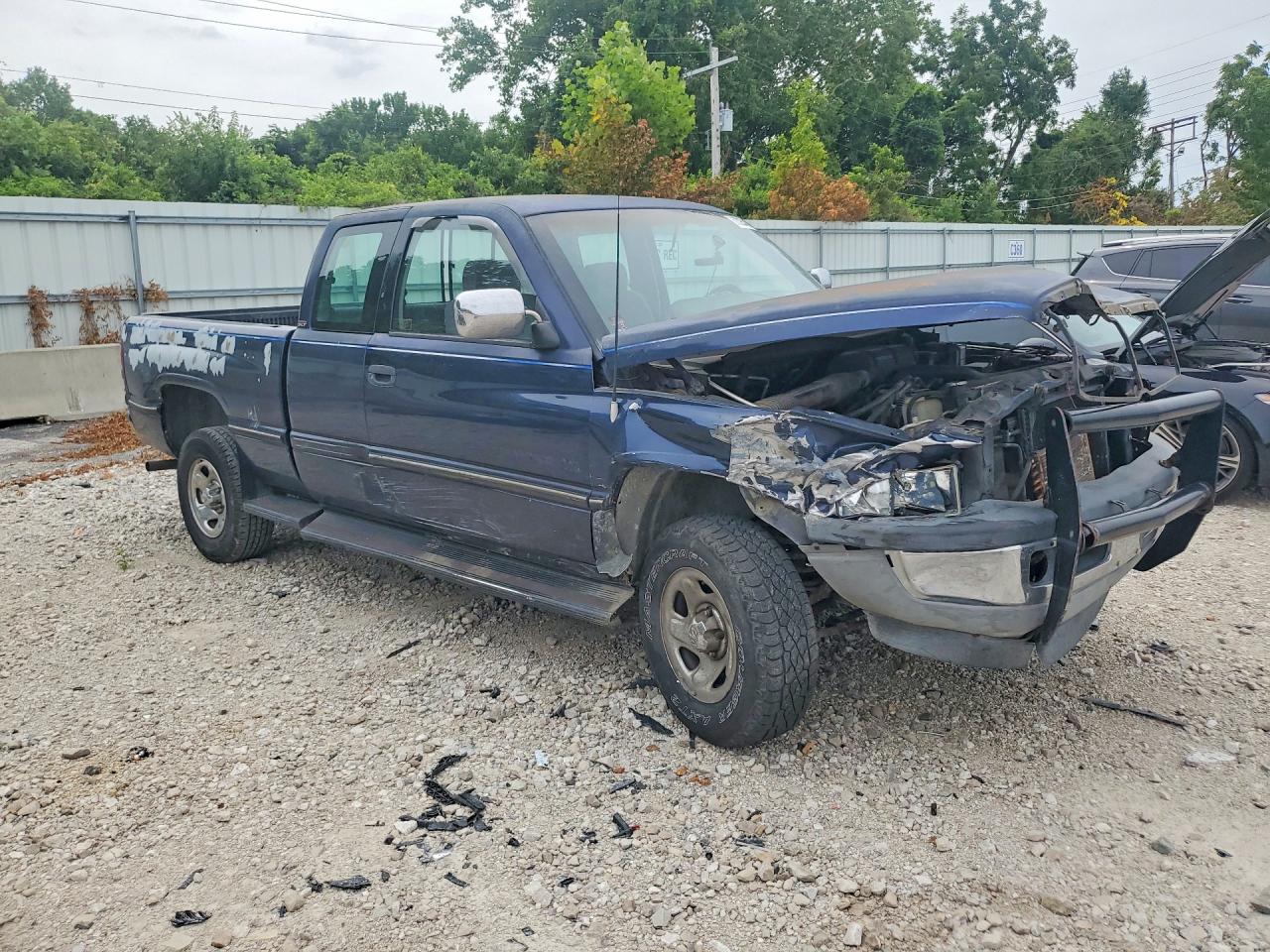 1995 Dodge Ram 1500 Blue vin: 3B7HF13Z4SM111376