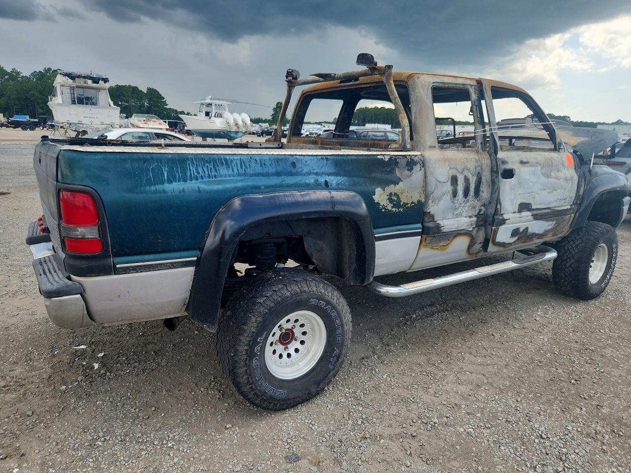 1996 Dodge Ram 1500 Green vin: 3B7HF13Z5TG166452