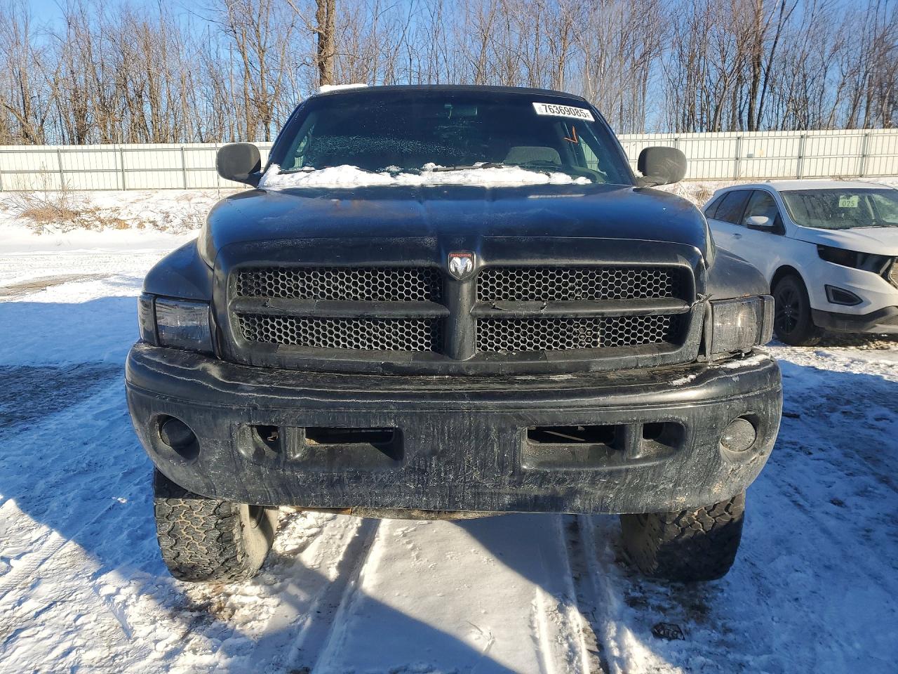2001 Dodge Ram 1500 Black vin: 3B7HF13Z61M255297